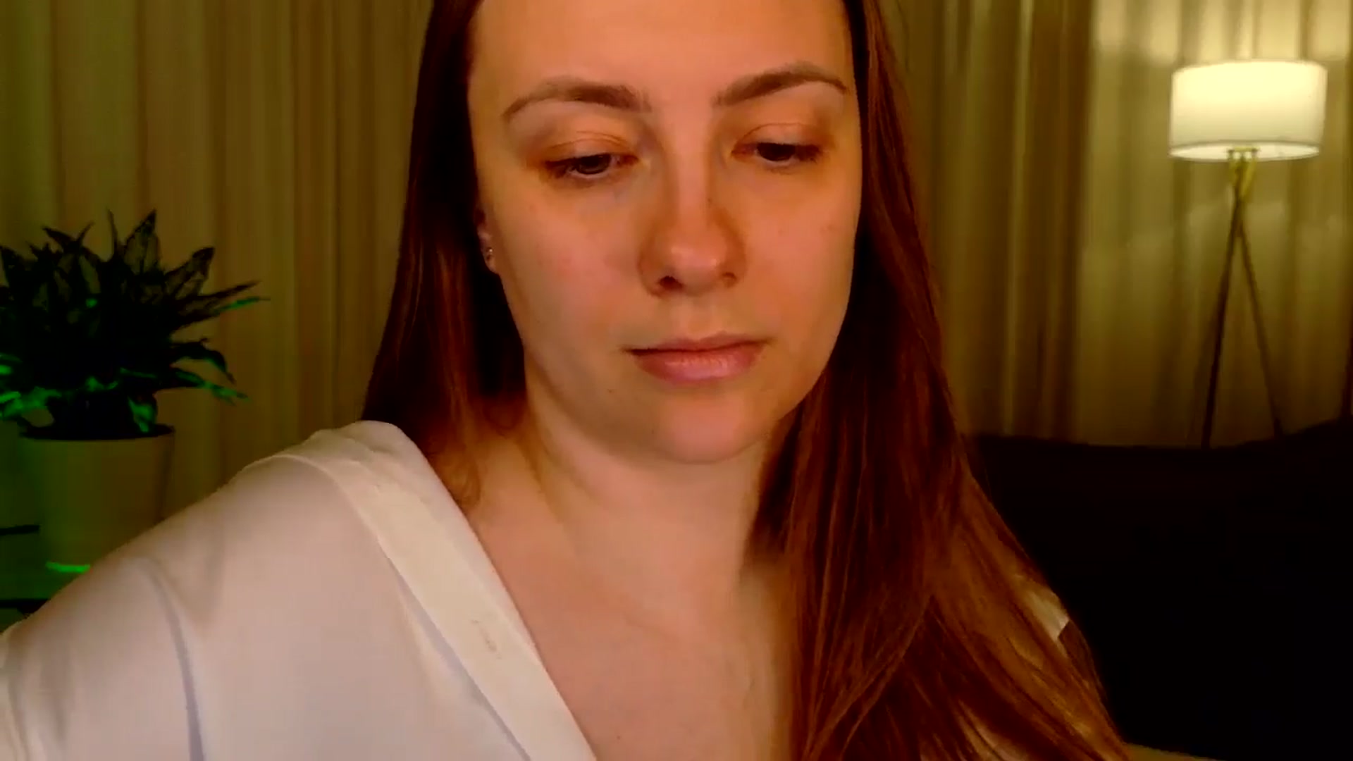 Gallery image thumbnail from QueenOfTease_'s myfreecams stream on, 01/10/2026, 06:41 image 19 of 20