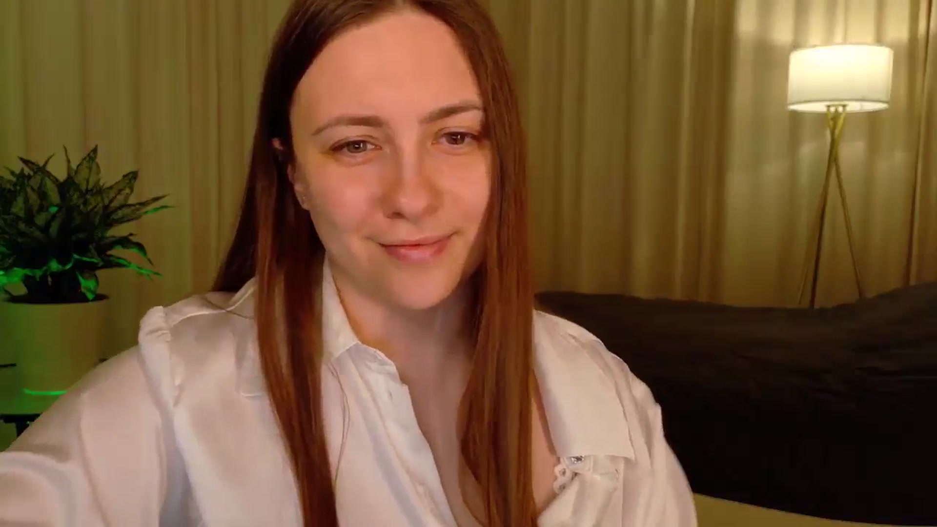 Gallery image thumbnail from QueenOfTease_'s myfreecams stream on, 01/10/2026, 06:41 image 3 of 20
