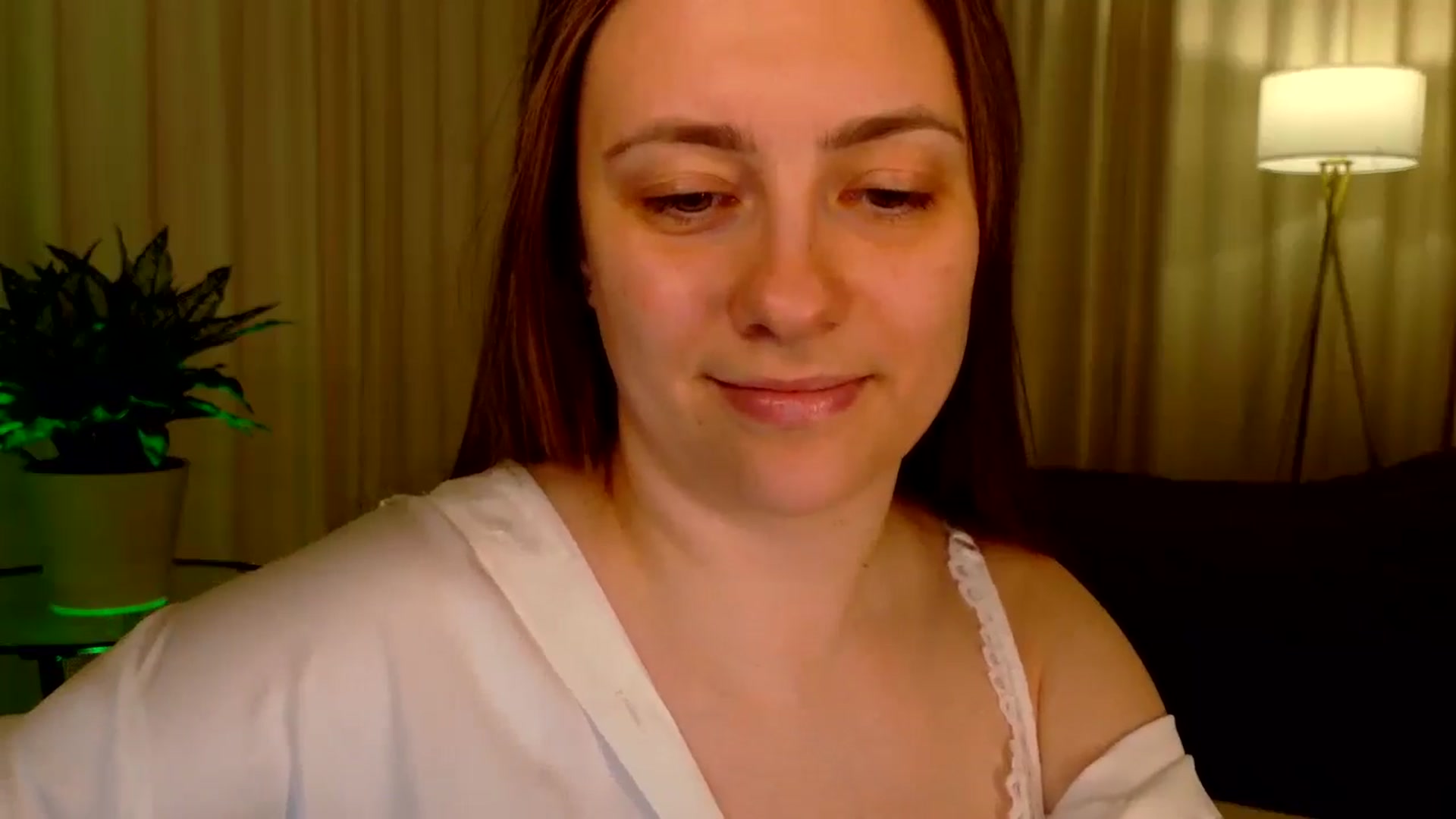 Gallery image thumbnail from QueenOfTease_'s myfreecams stream on, 01/10/2026, 06:41 image 17 of 20