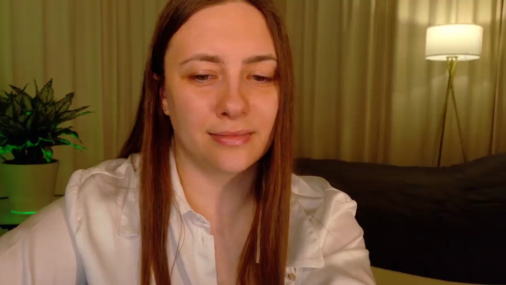 Gallery image thumbnail from QueenOfTease_'s myfreecams stream on, 01/10/2026, 06:41 image 4 of 20