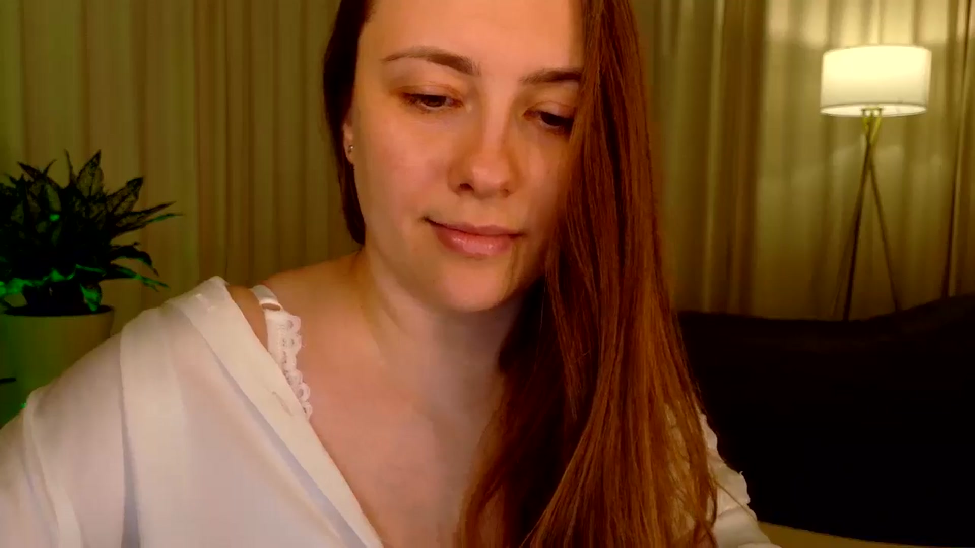 Gallery image thumbnail from QueenOfTease_'s myfreecams stream on, 01/10/2026, 06:41 image 15 of 20