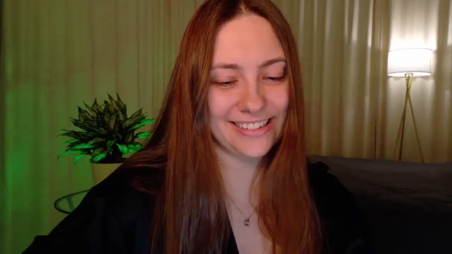 Gallery image thumbnail from QueenOfTease_'s myfreecams stream on, 01/12/2026, 06:12 image 4 of 20