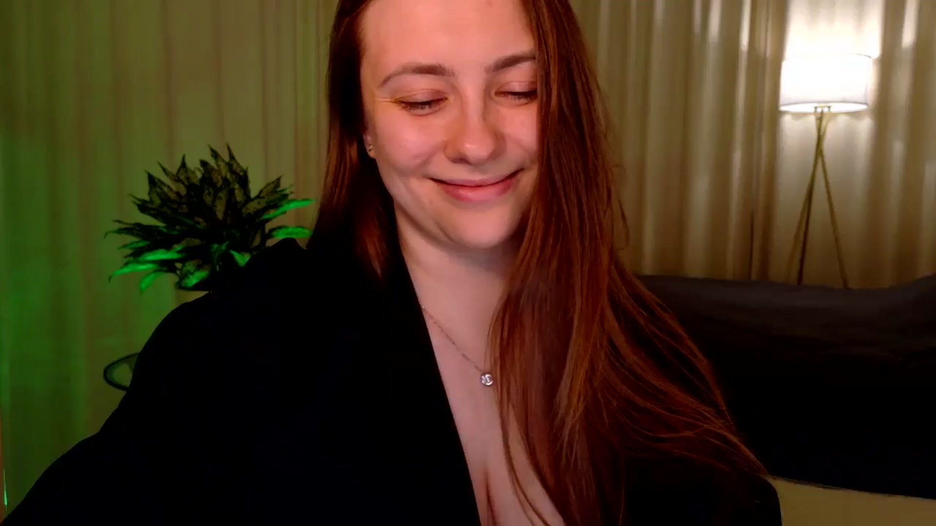 Gallery image thumbnail from QueenOfTease_'s myfreecams stream on, 01/12/2026, 06:48 image 20 of 20