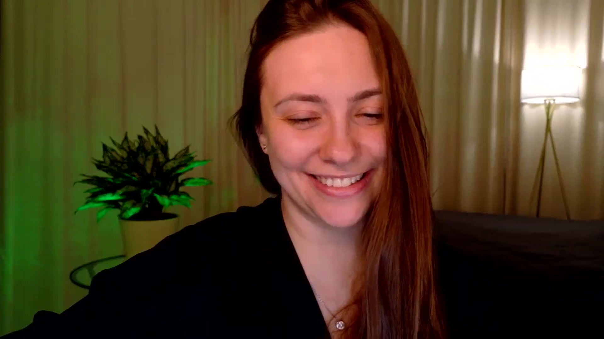 Gallery image thumbnail from QueenOfTease_'s myfreecams stream on, 01/12/2026, 06:48 image 14 of 20