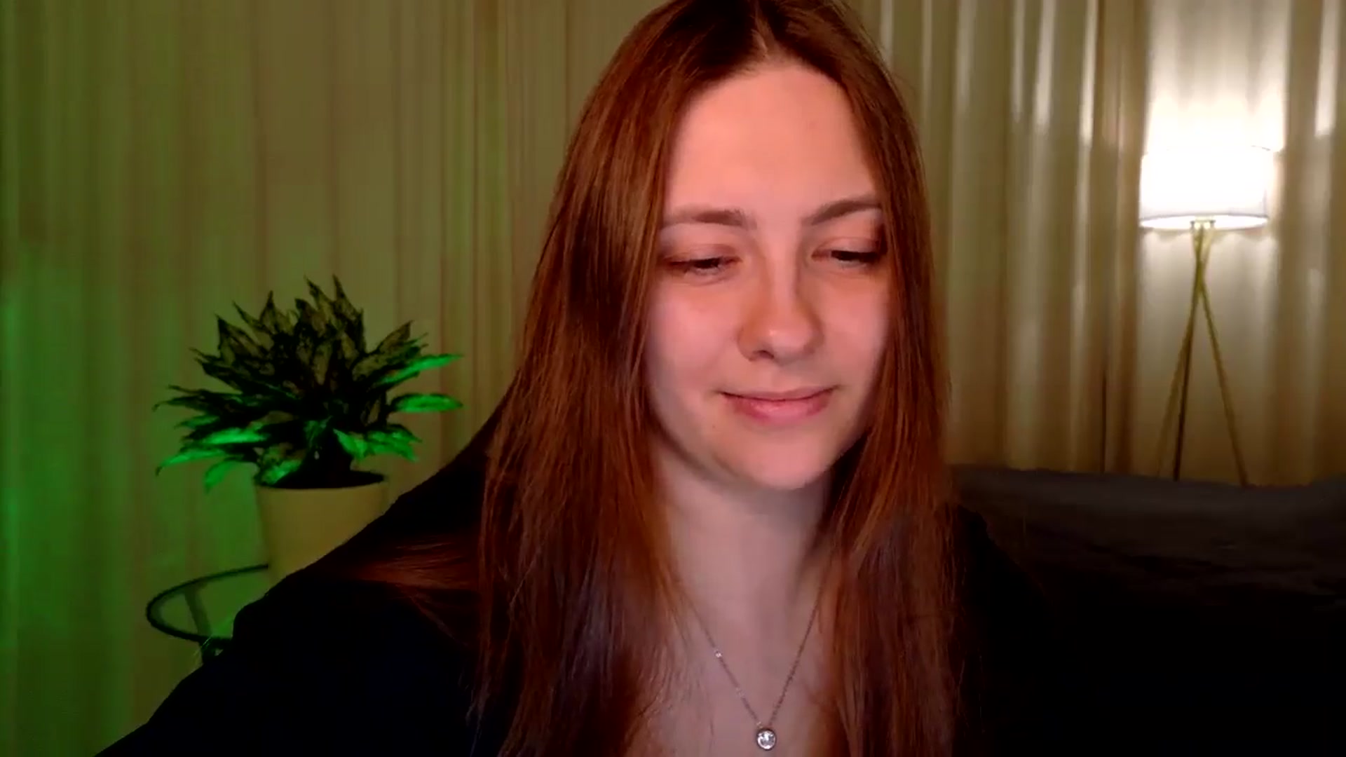 Gallery image thumbnail from QueenOfTease_'s myfreecams stream on, 01/12/2026, 06:48 image 7 of 20