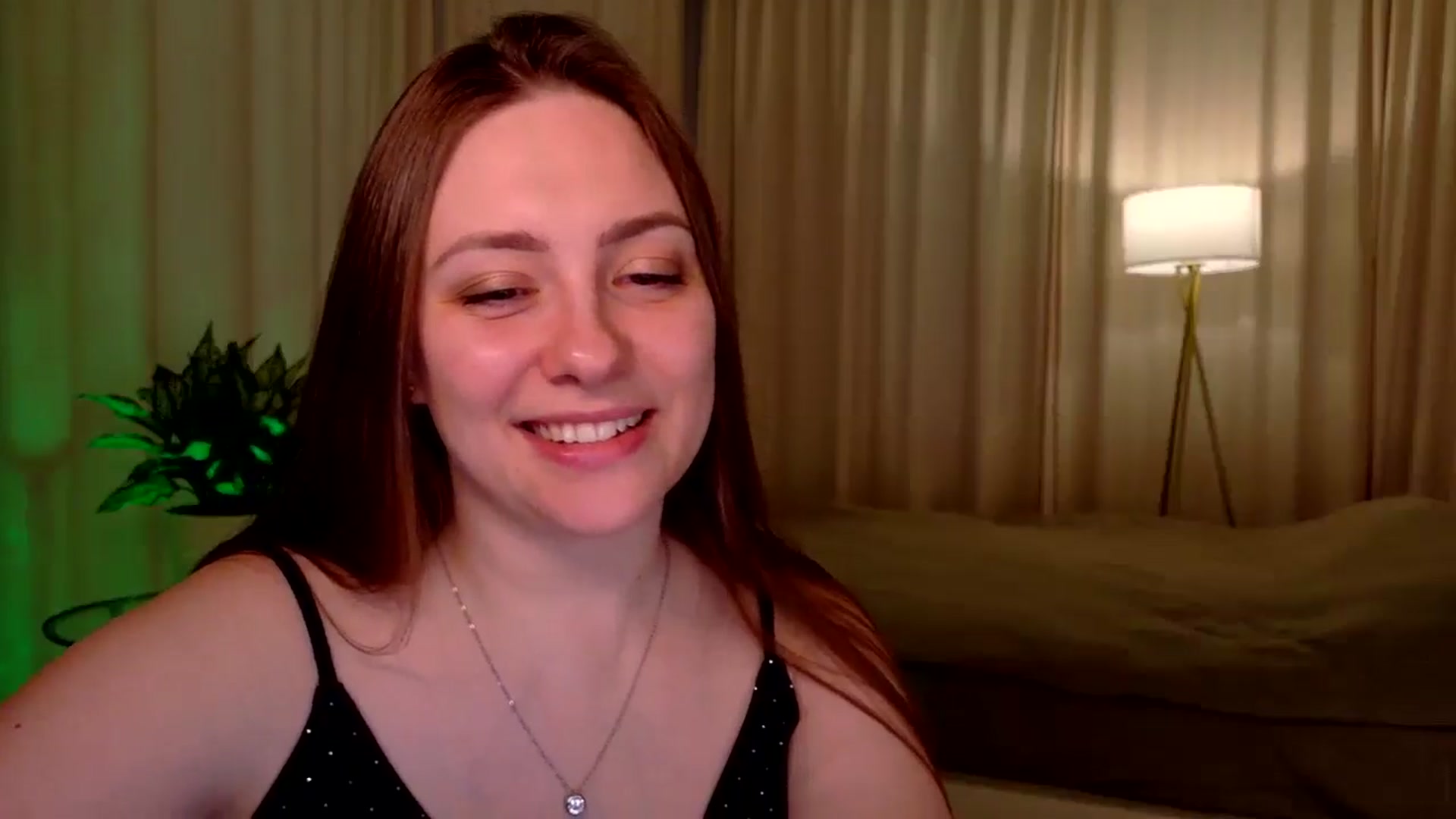 Gallery image thumbnail from QueenOfTease_'s myfreecams stream on, 01/14/2026, 06:41 image 9 of 20