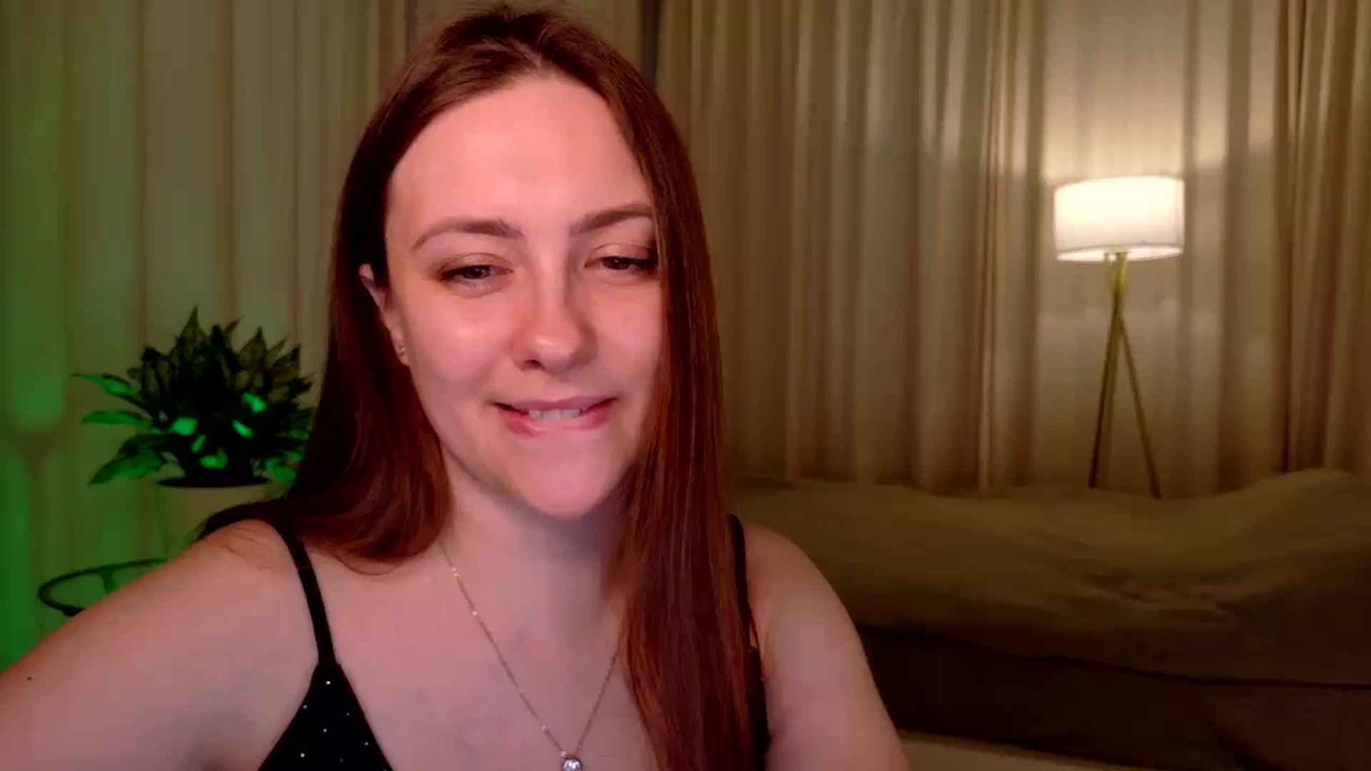 Gallery image thumbnail from QueenOfTease_'s myfreecams stream on, 01/14/2026, 07:03 image 15 of 20