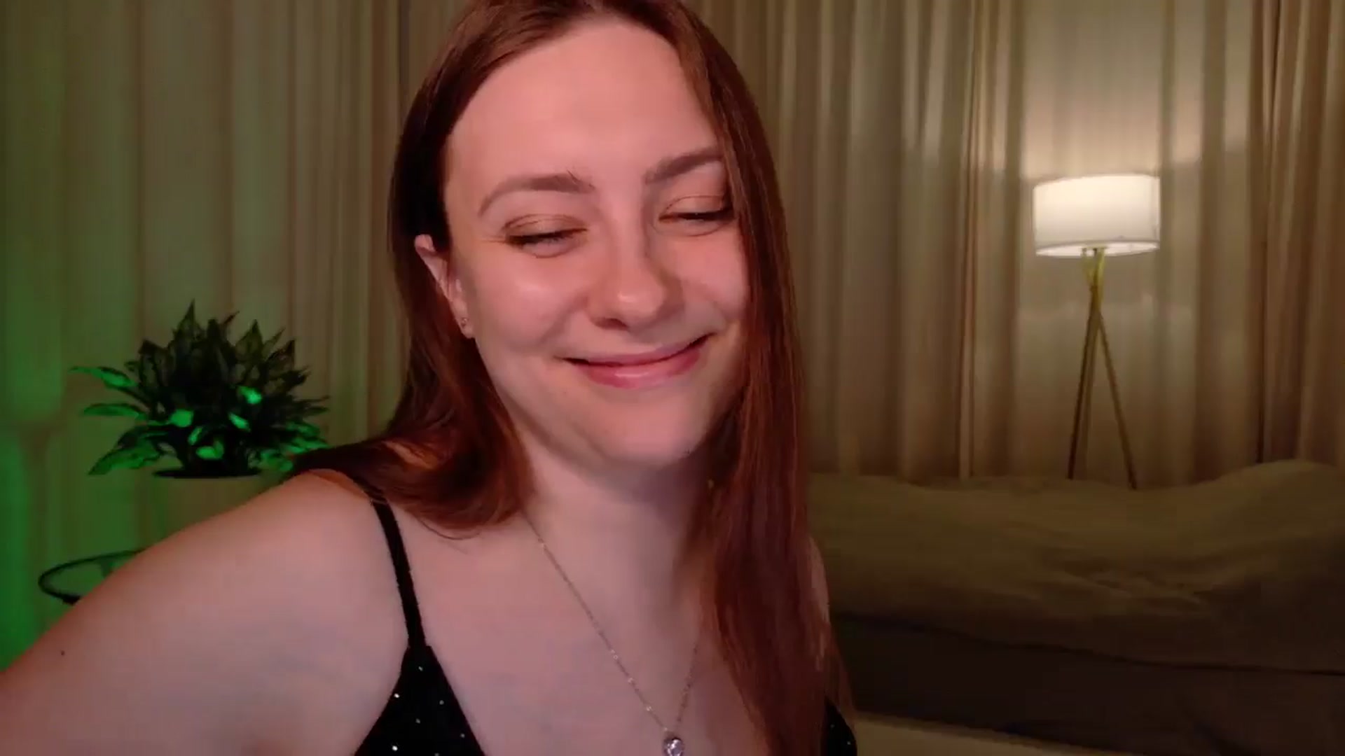 Gallery image thumbnail from QueenOfTease_'s myfreecams stream on, 01/14/2026, 07:03 image 10 of 20