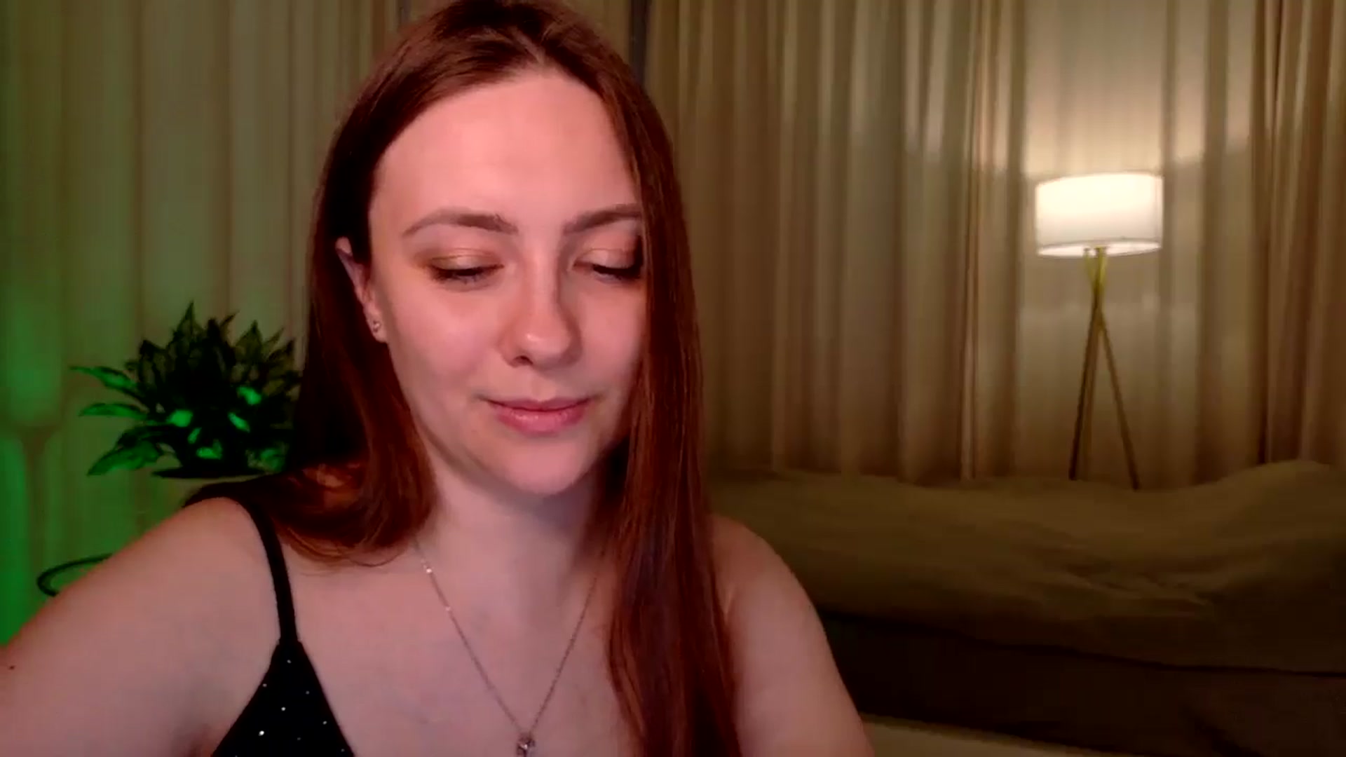 Gallery image thumbnail from QueenOfTease_'s myfreecams stream on, 01/14/2026, 07:03 image 16 of 20
