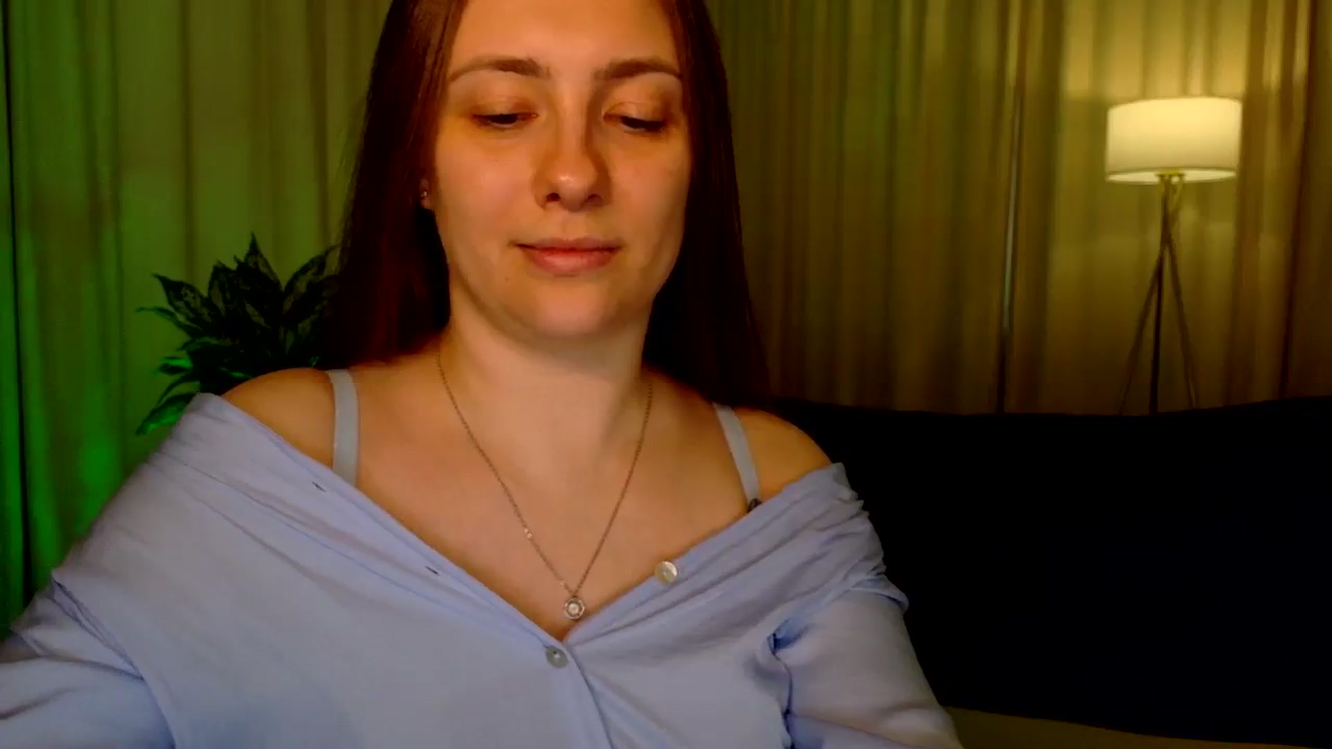 Gallery image thumbnail from QueenOfTease_'s myfreecams stream on, 01/17/2026, 07:01 image 6 of 20