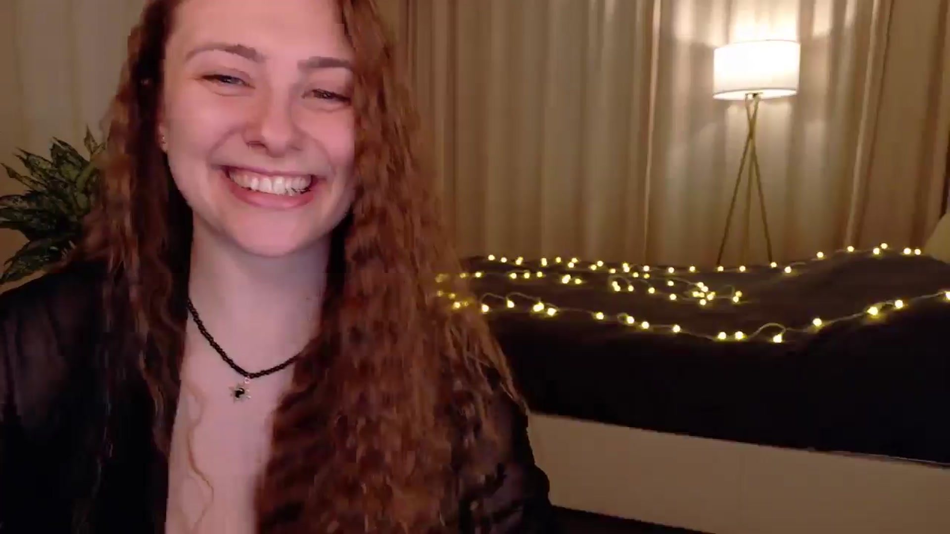 Gallery image thumbnail from QueenOfTease_'s myfreecams stream on, 01/28/2026, 06:32 image 18 of 20