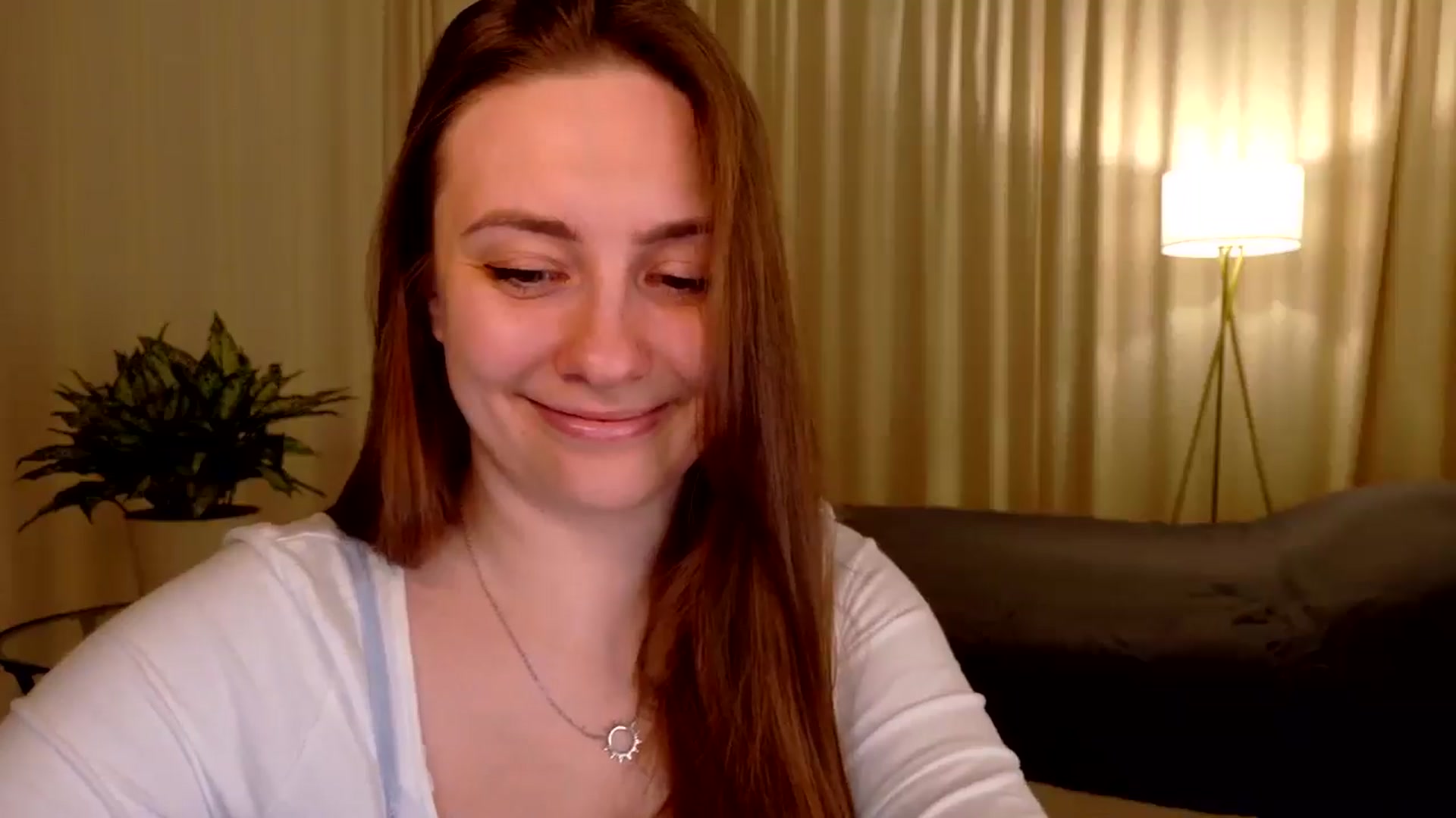 Gallery image thumbnail from QueenOfTease_'s myfreecams stream on, 02/11/2026, 07:15 image 16 of 20