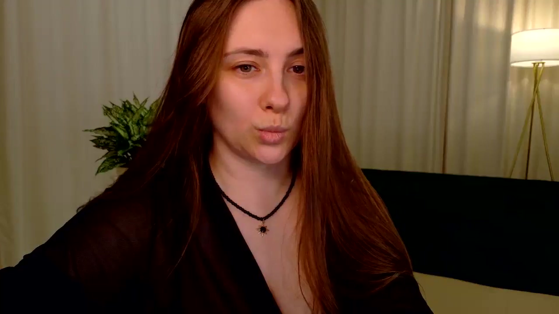Gallery image thumbnail from QueenOfTease_'s myfreecams stream on, 02/14/2026, 07:53 image 17 of 20