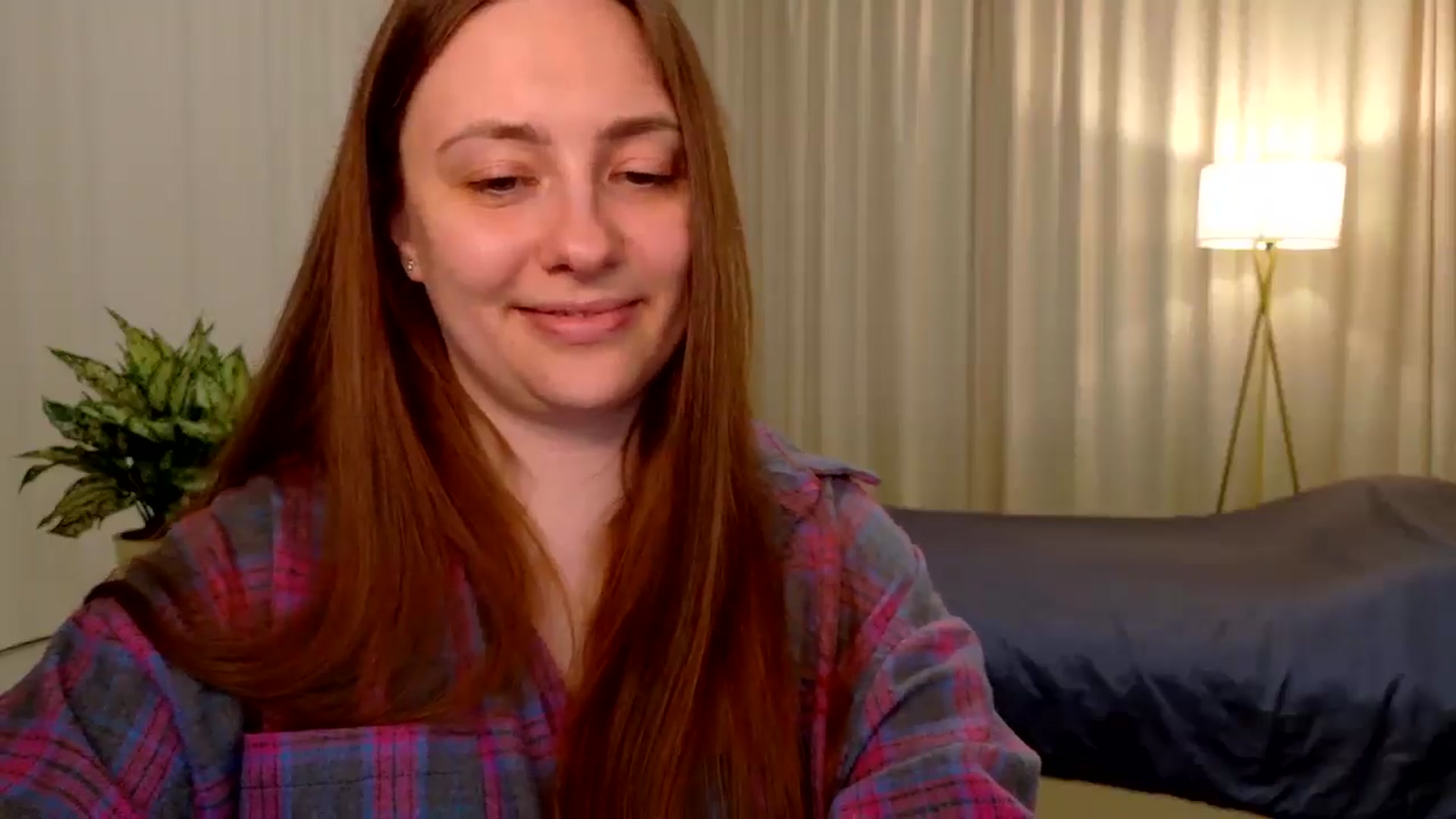 Gallery image thumbnail from QueenOfTease_'s myfreecams stream on, 02/27/2026, 07:52 image 14 of 20