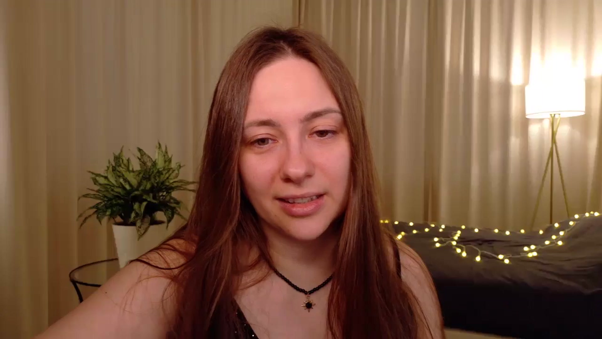 Gallery image thumbnail from QueenOfTease_'s myfreecams stream on, 03/01/2026, 06:55 image 4 of 20