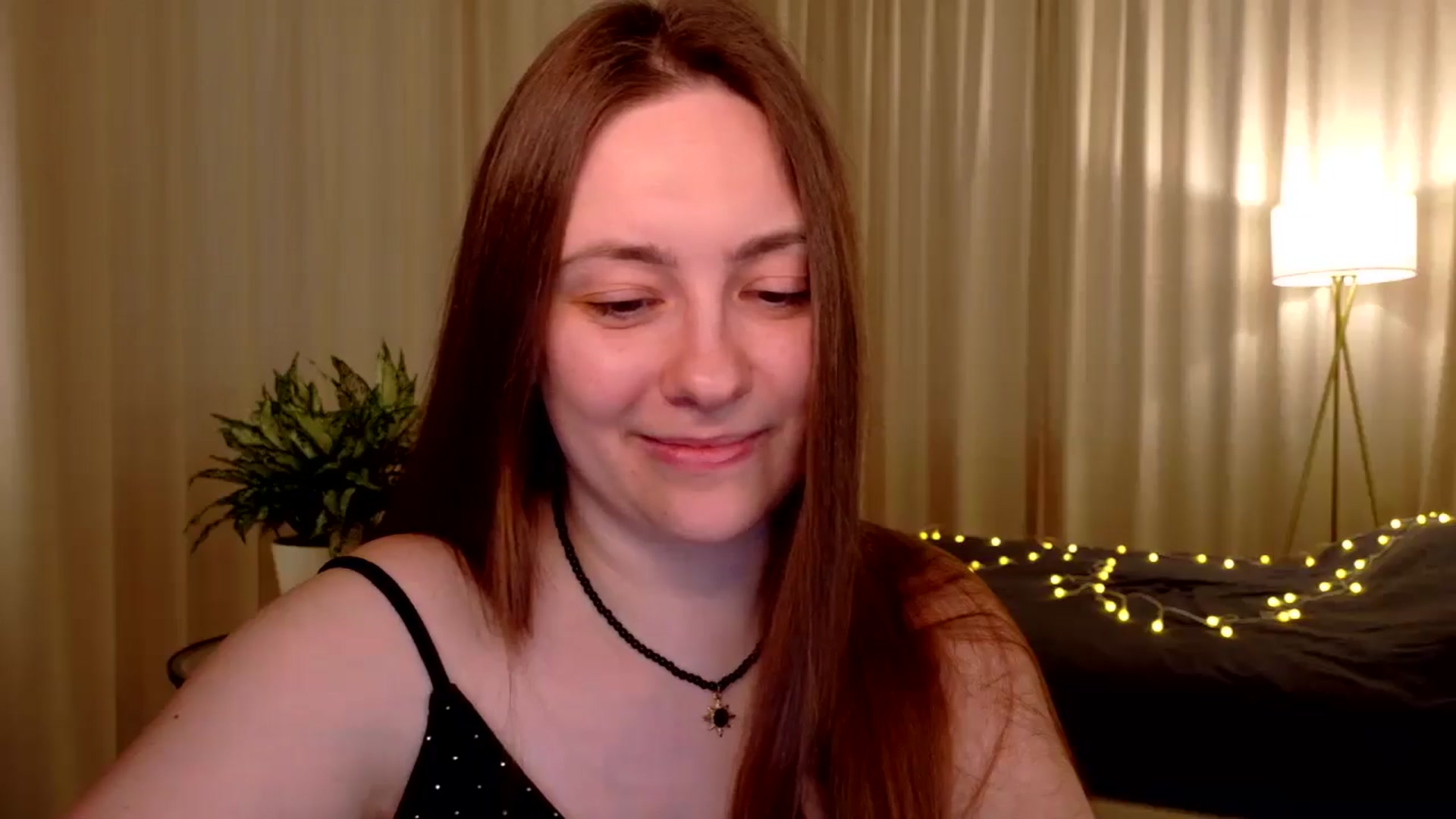 Gallery image thumbnail from QueenOfTease_'s myfreecams stream on, 03/01/2026, 06:55 image 19 of 20