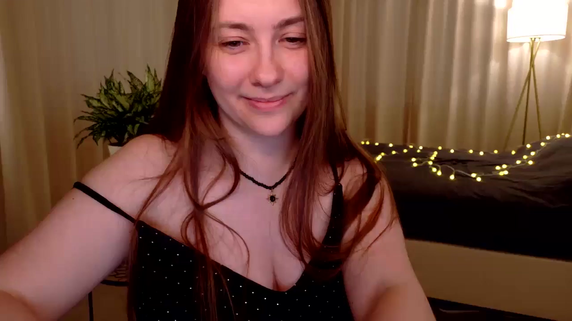 Gallery image thumbnail from QueenOfTease_'s myfreecams stream on, 03/01/2026, 08:14 image 6 of 20