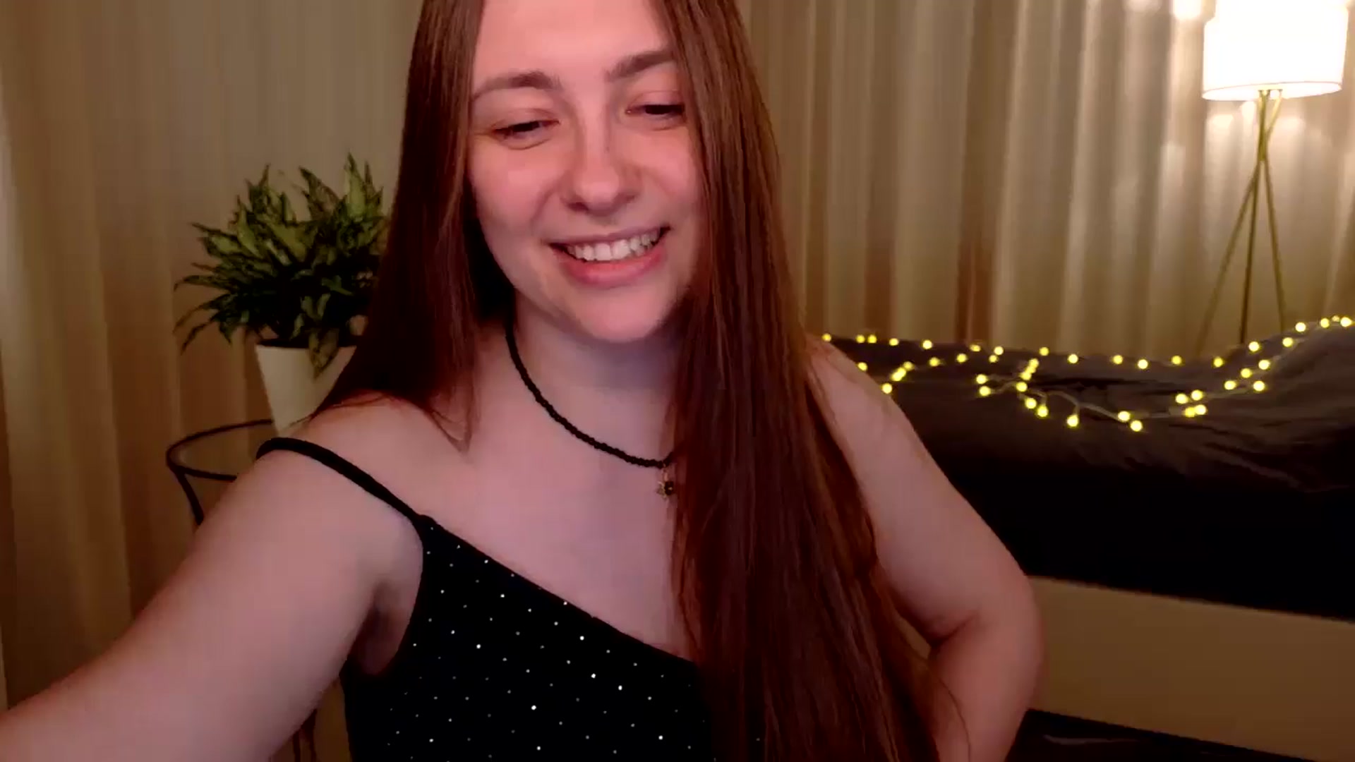 Gallery image thumbnail from QueenOfTease_'s myfreecams stream on, 03/01/2026, 08:14 image 8 of 20