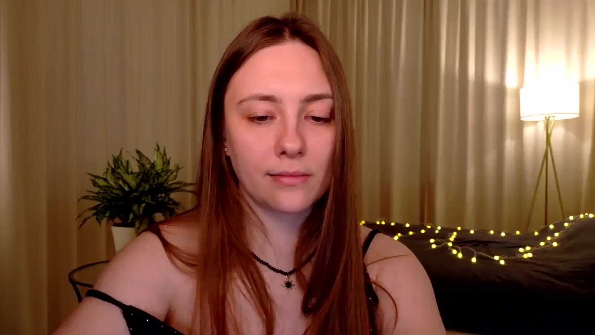 Gallery image thumbnail from QueenOfTease_'s myfreecams stream on, 03/01/2026, 08:14 image 17 of 20
