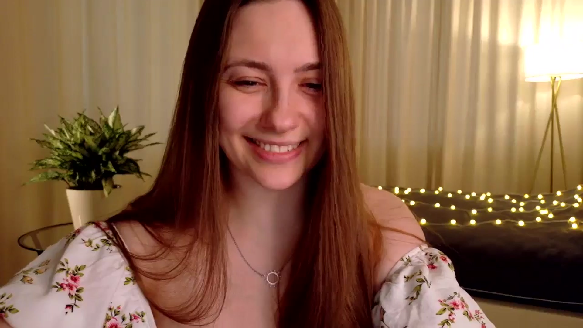 Gallery image thumbnail from QueenOfTease_'s myfreecams stream on, 03/09/2026, 07:10 image 14 of 20