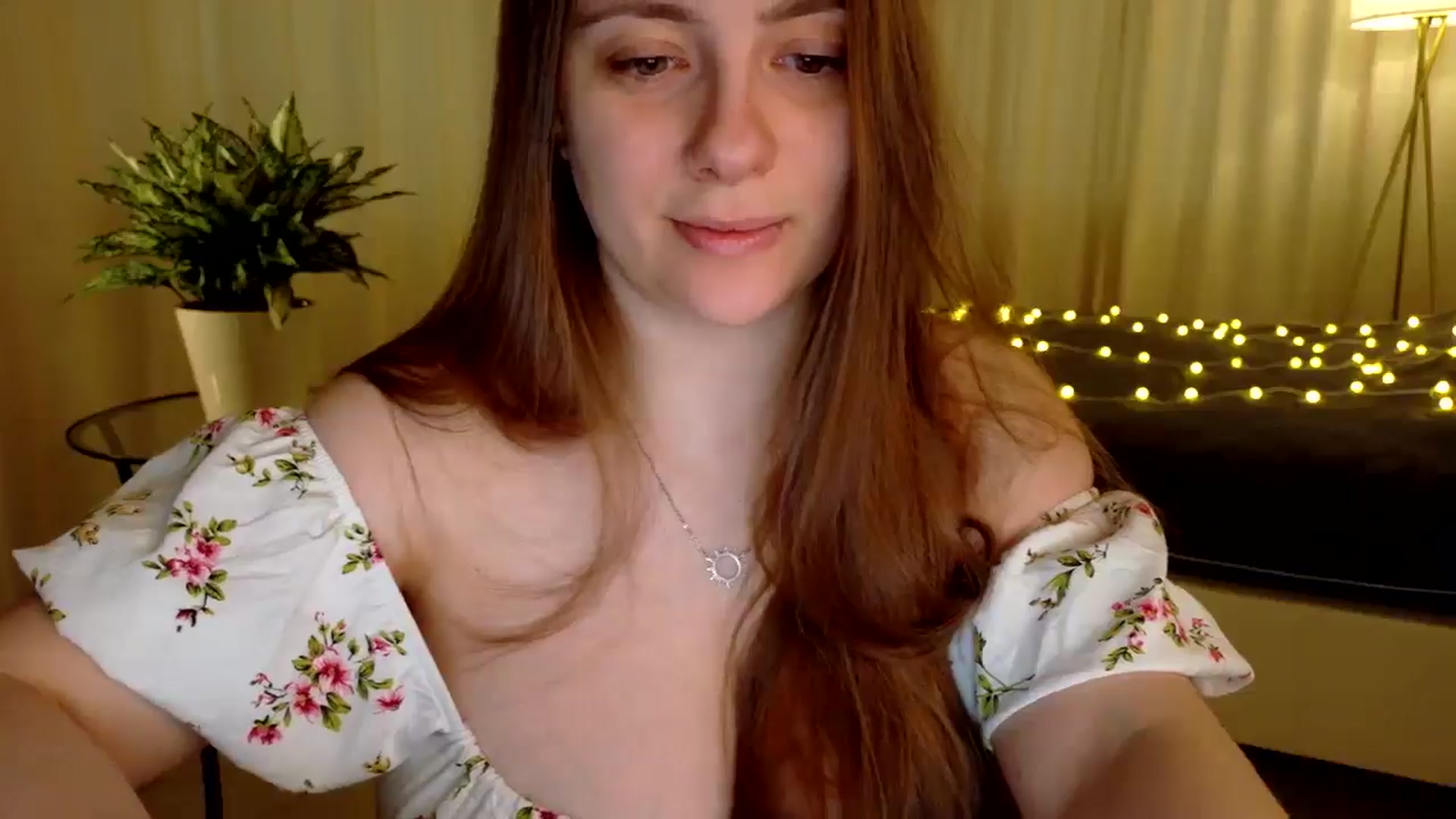 Gallery image thumbnail from QueenOfTease_'s myfreecams stream on, 03/09/2026, 07:10 image 2 of 20