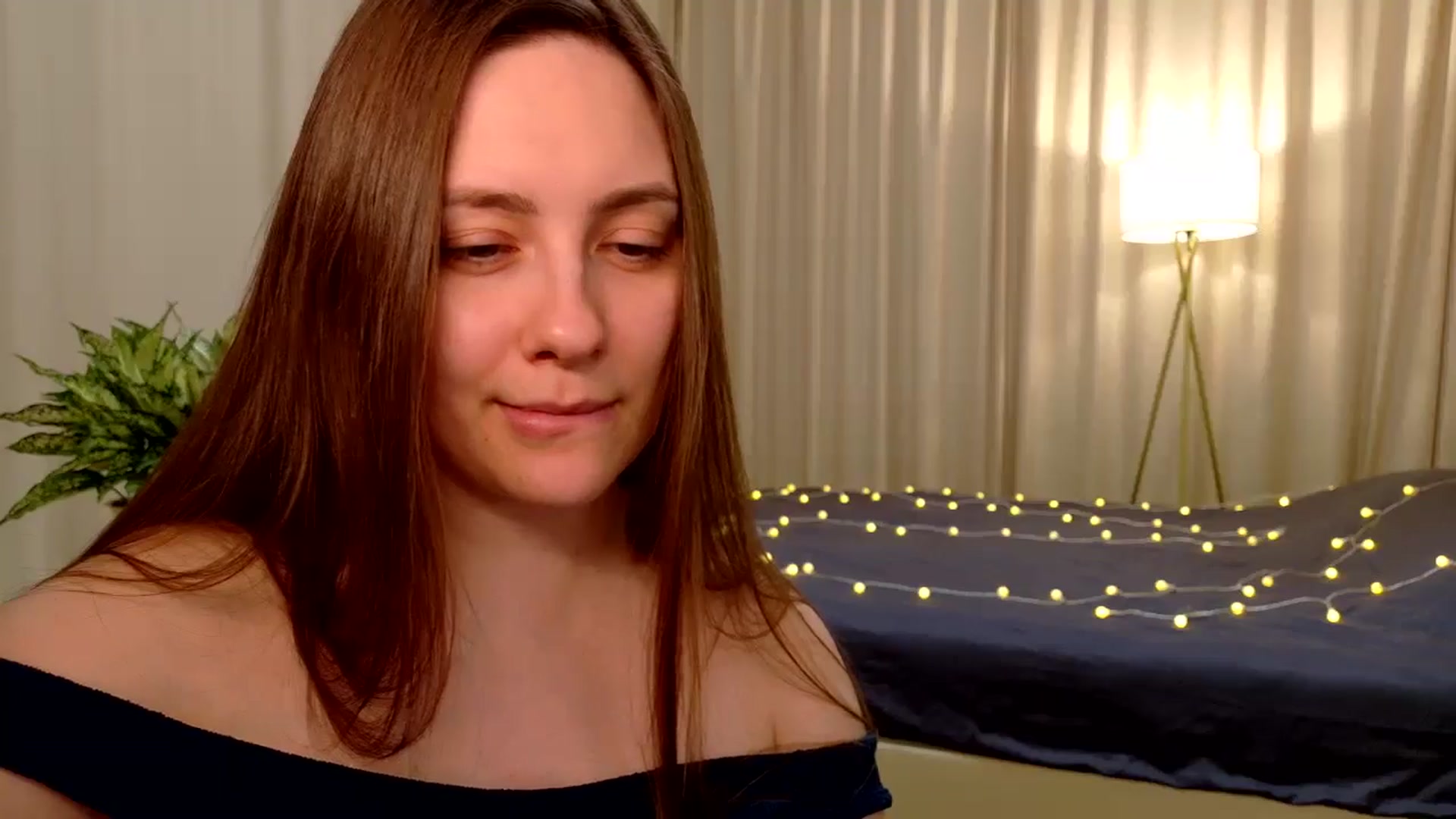 Gallery image thumbnail from QueenOfTease_'s myfreecams stream on, 03/13/2026, 06:16 image 7 of 20