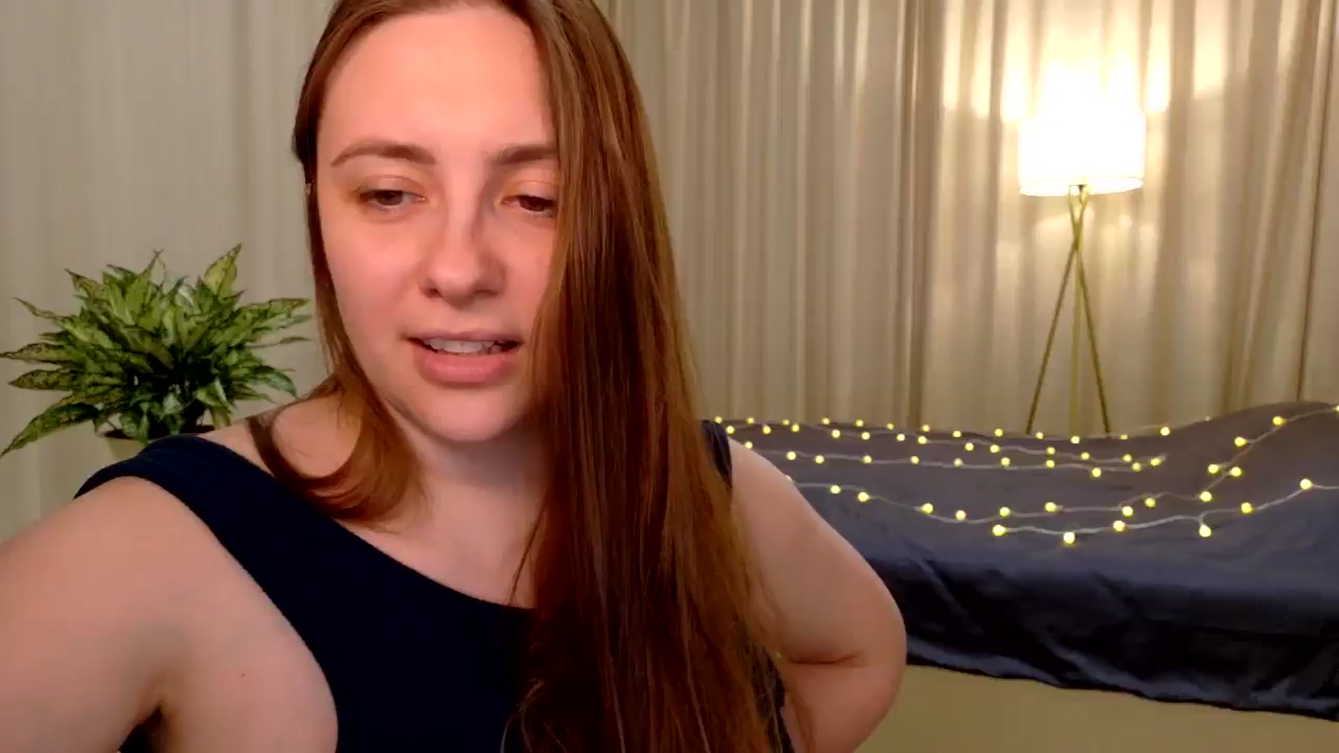 Gallery image thumbnail from QueenOfTease_'s myfreecams stream on, 03/13/2026, 06:16 image 18 of 20