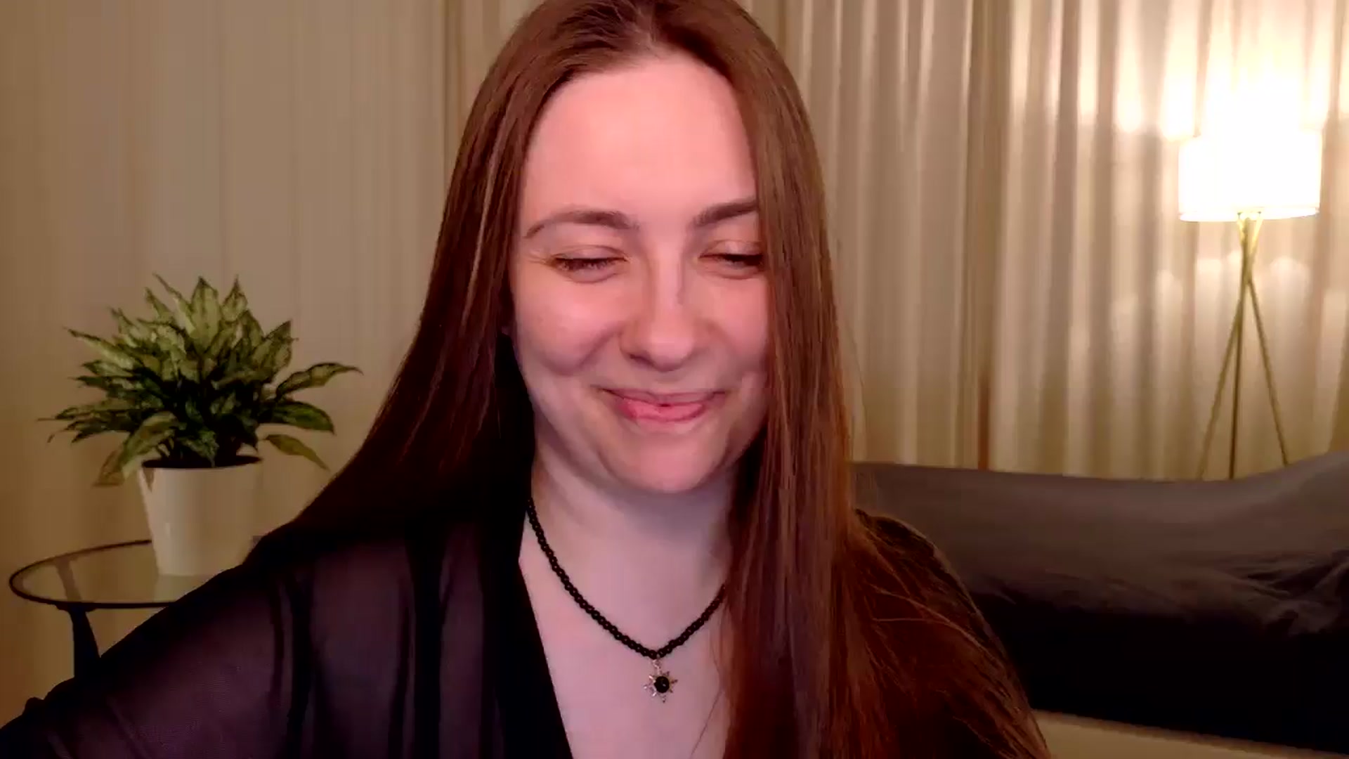Gallery image thumbnail from QueenOfTease_'s myfreecams stream on, 03/27/2026, 06:29 image 7 of 20