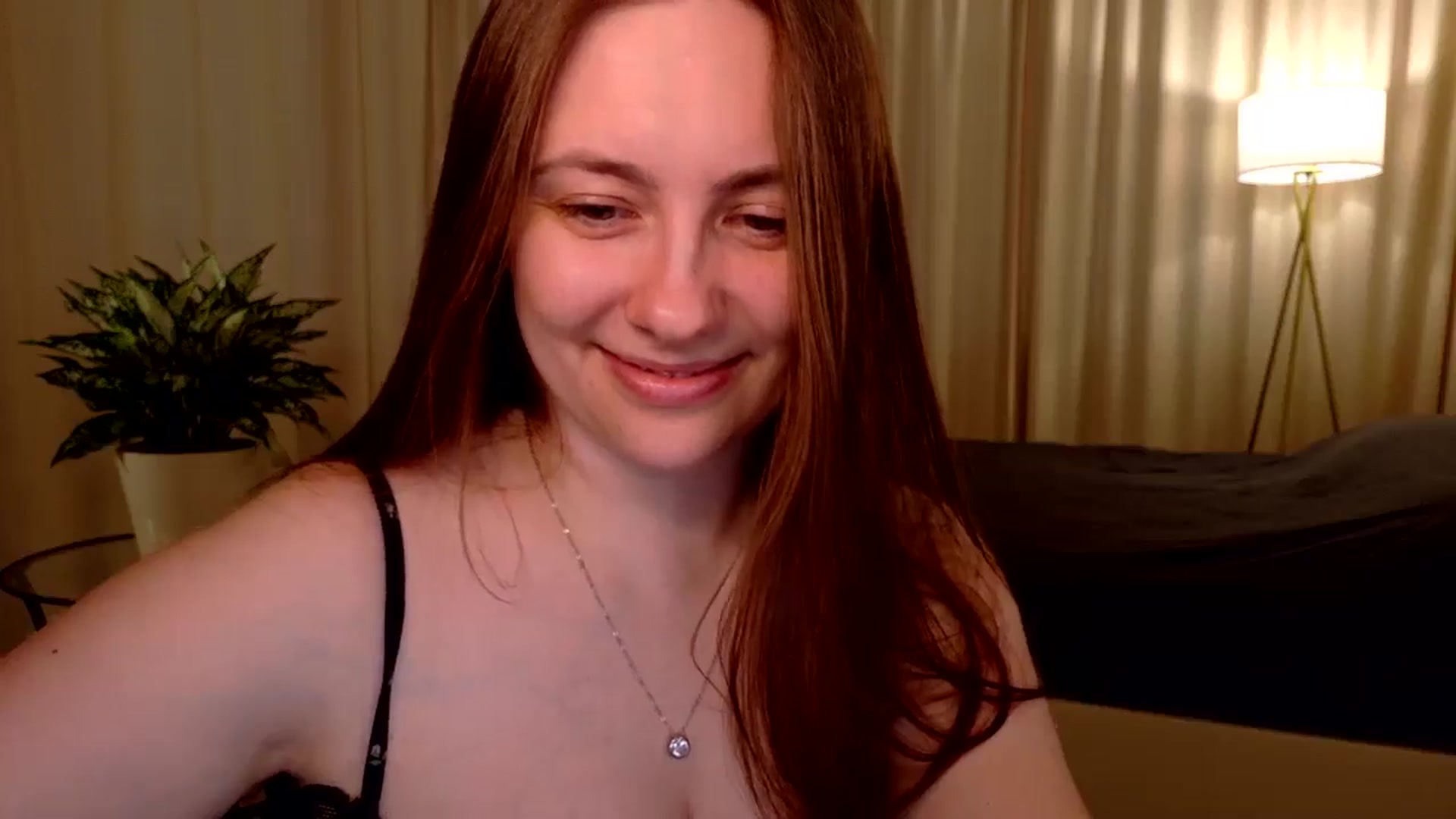 Gallery image thumbnail from QueenOfTease_'s myfreecams stream on, 03/30/2026, 06:25 image 13 of 20