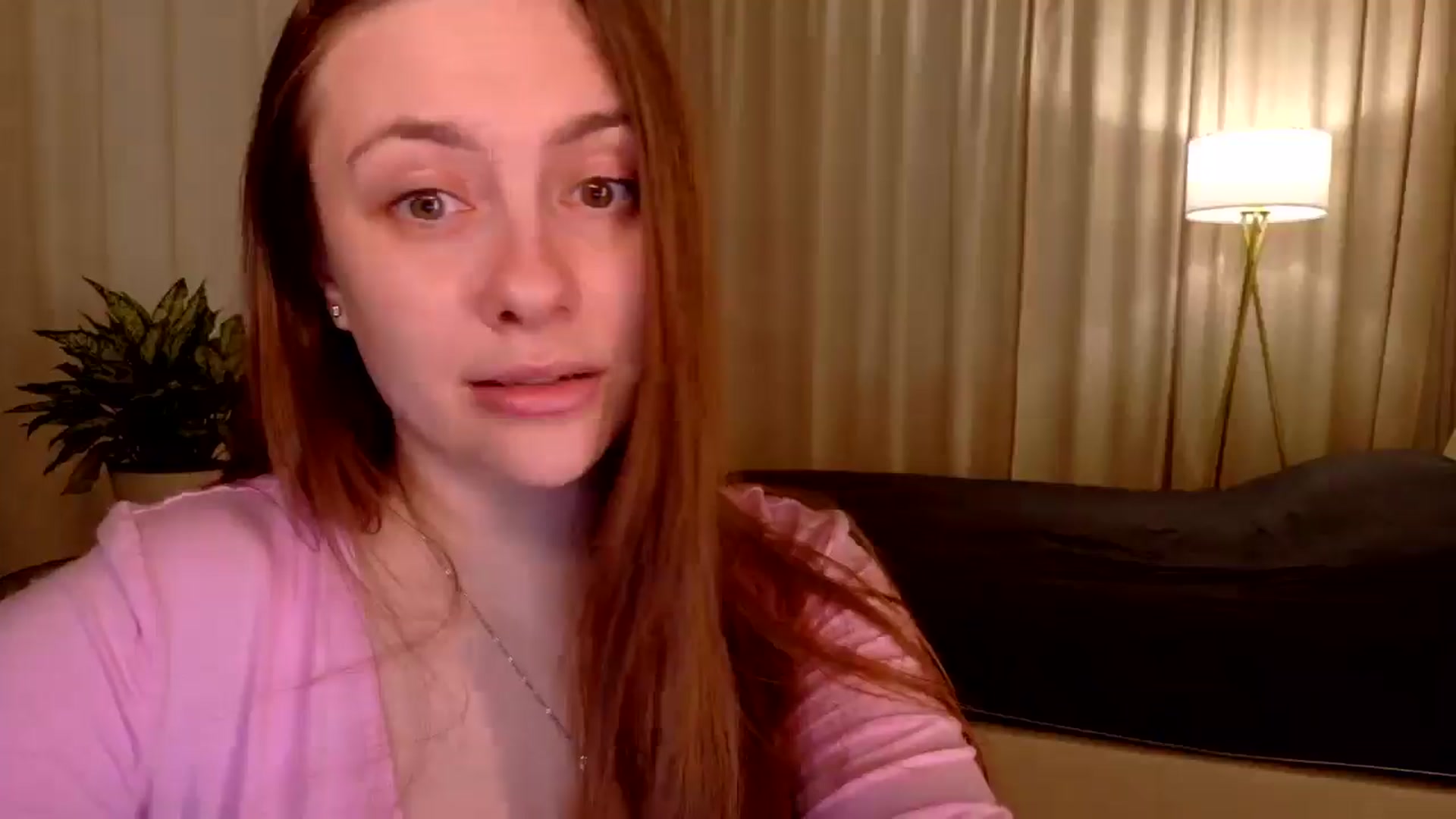 Gallery image thumbnail from QueenOfTease_'s myfreecams stream on, 04/05/2026, 07:04 image 15 of 20