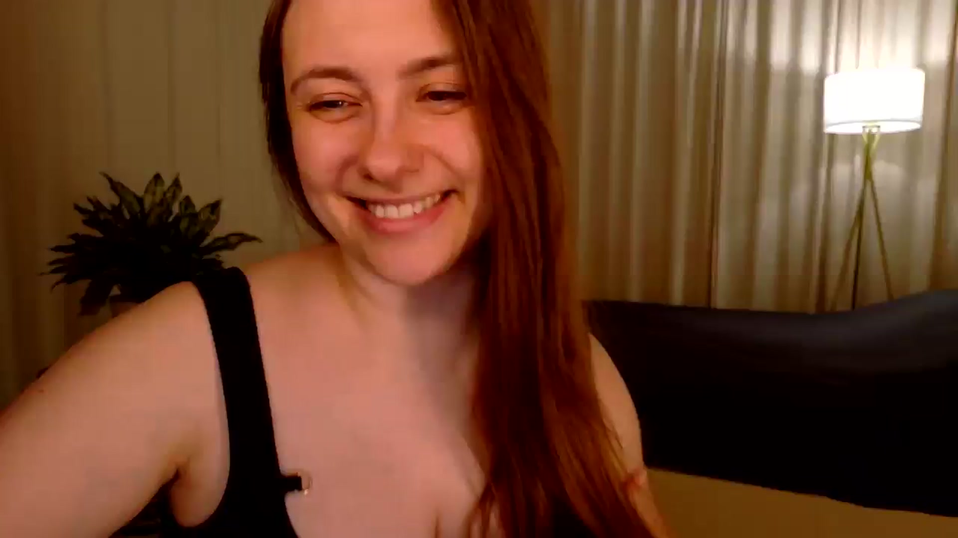 Gallery image thumbnail from QueenOfTease_'s myfreecams stream on, 04/06/2026, 06:39 image 11 of 20