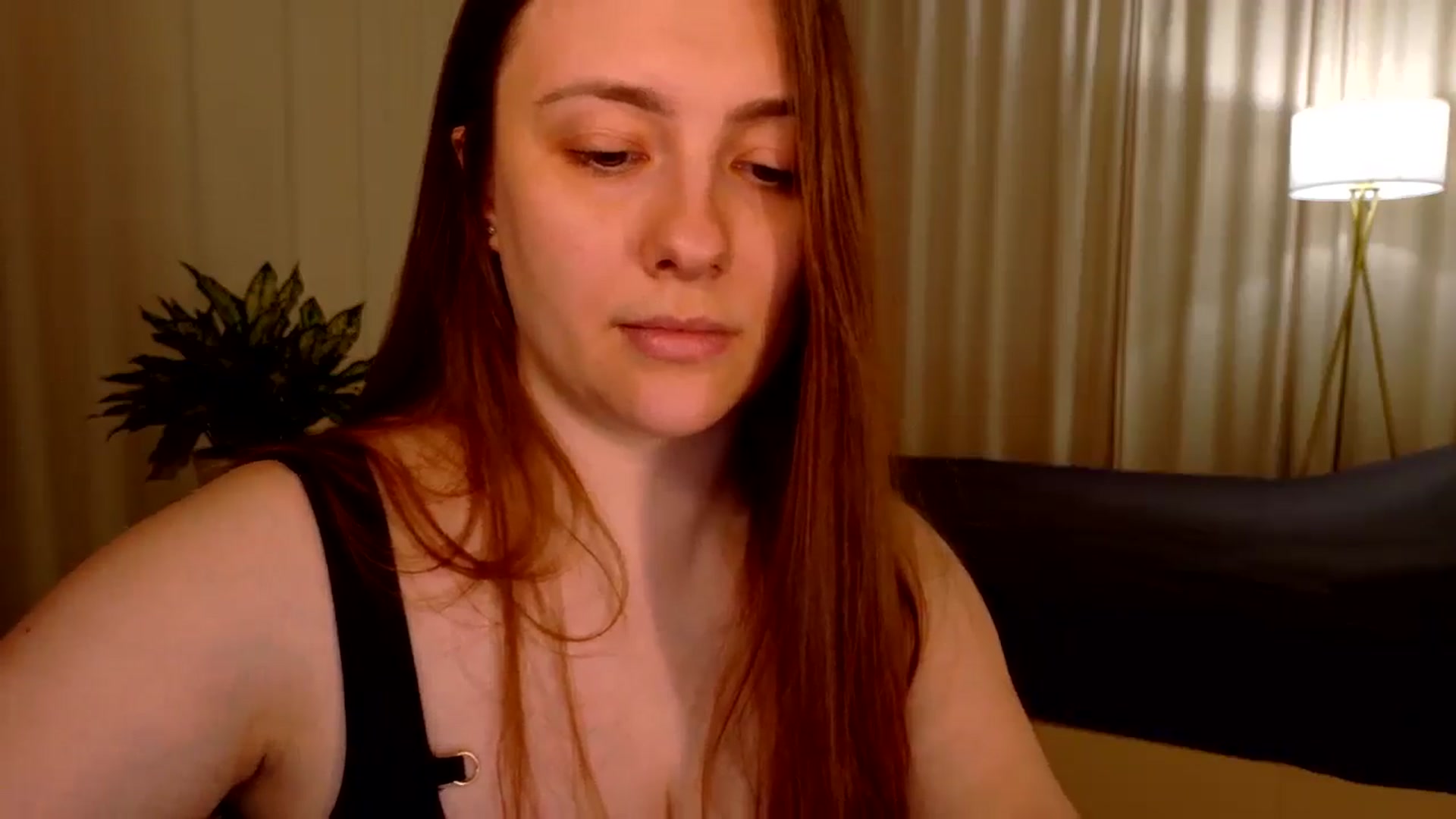 Gallery image thumbnail from QueenOfTease_'s myfreecams stream on, 04/06/2026, 06:39 image 18 of 20