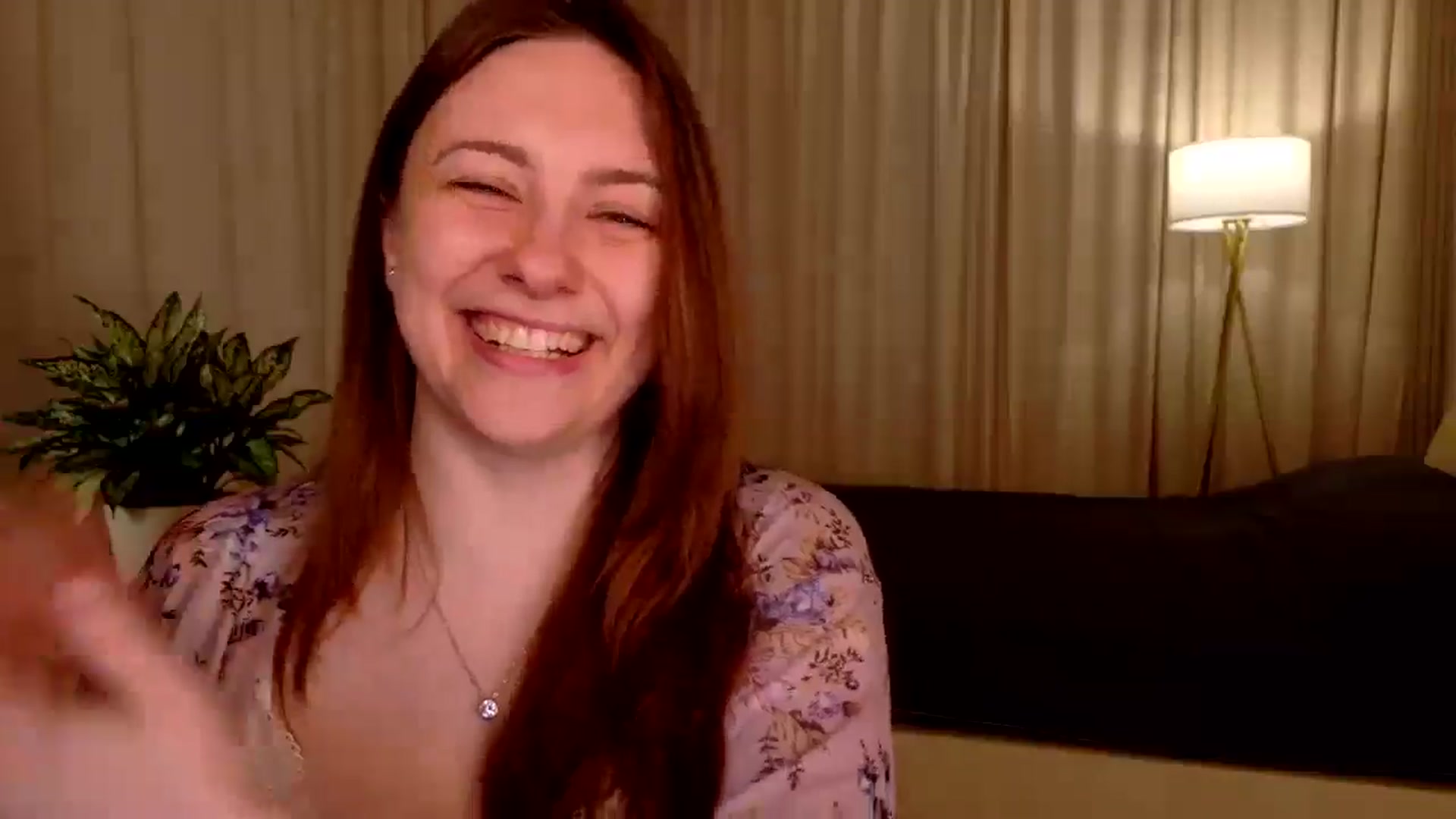 Gallery image thumbnail from QueenOfTease_'s myfreecams stream on, 04/09/2026, 05:14 image 15 of 20