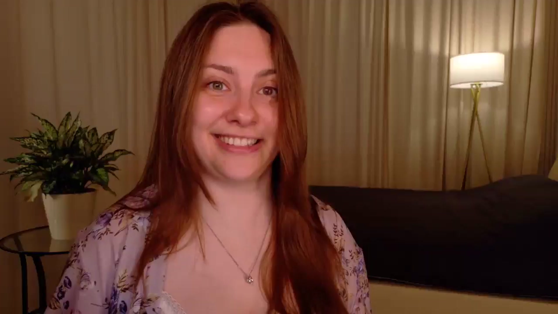 Gallery image thumbnail from QueenOfTease_'s myfreecams stream on, 04/09/2026, 05:14 image 1 of 20