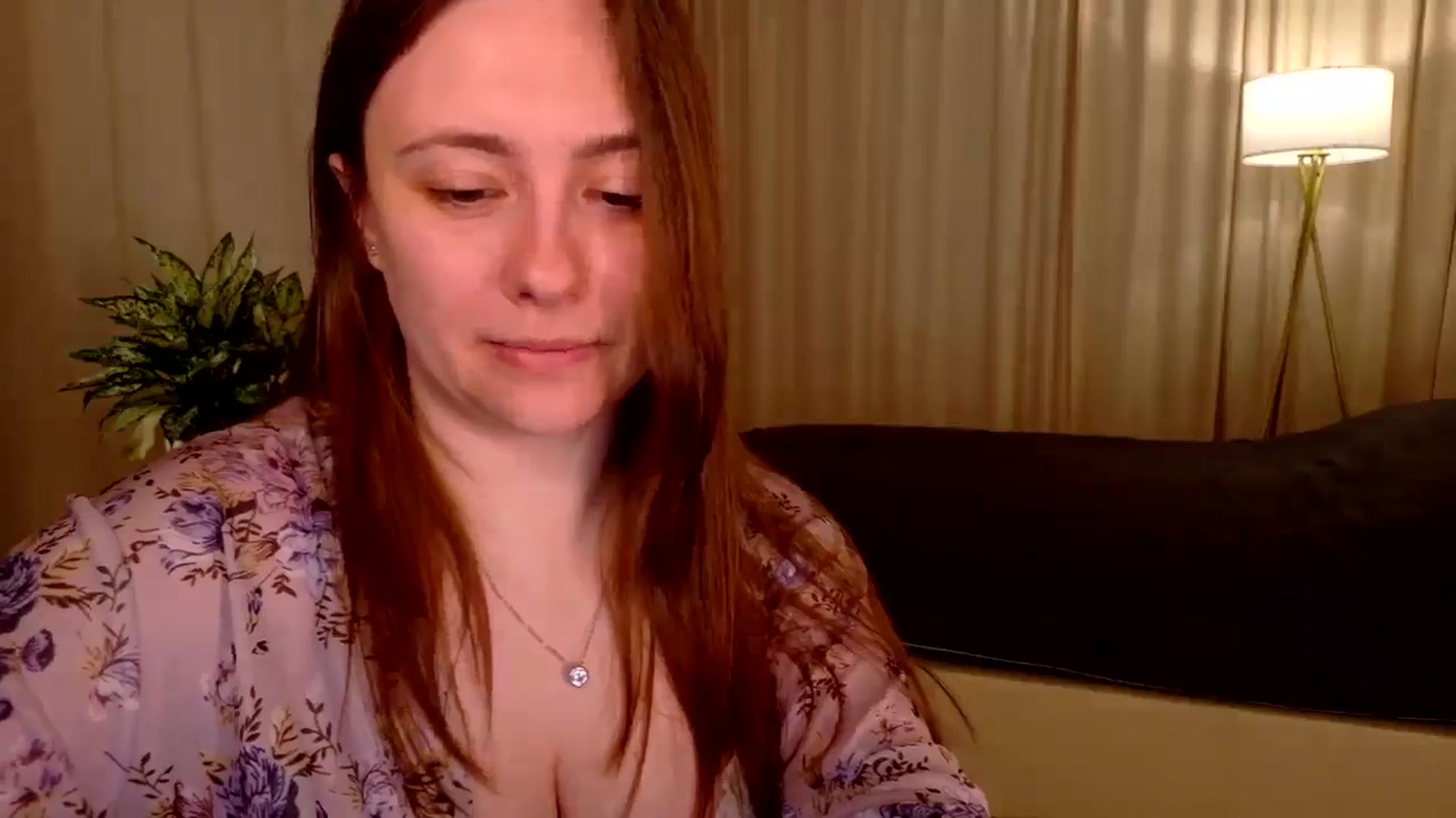 Gallery image thumbnail from QueenOfTease_'s myfreecams stream on, 04/09/2026, 06:01 image 12 of 20