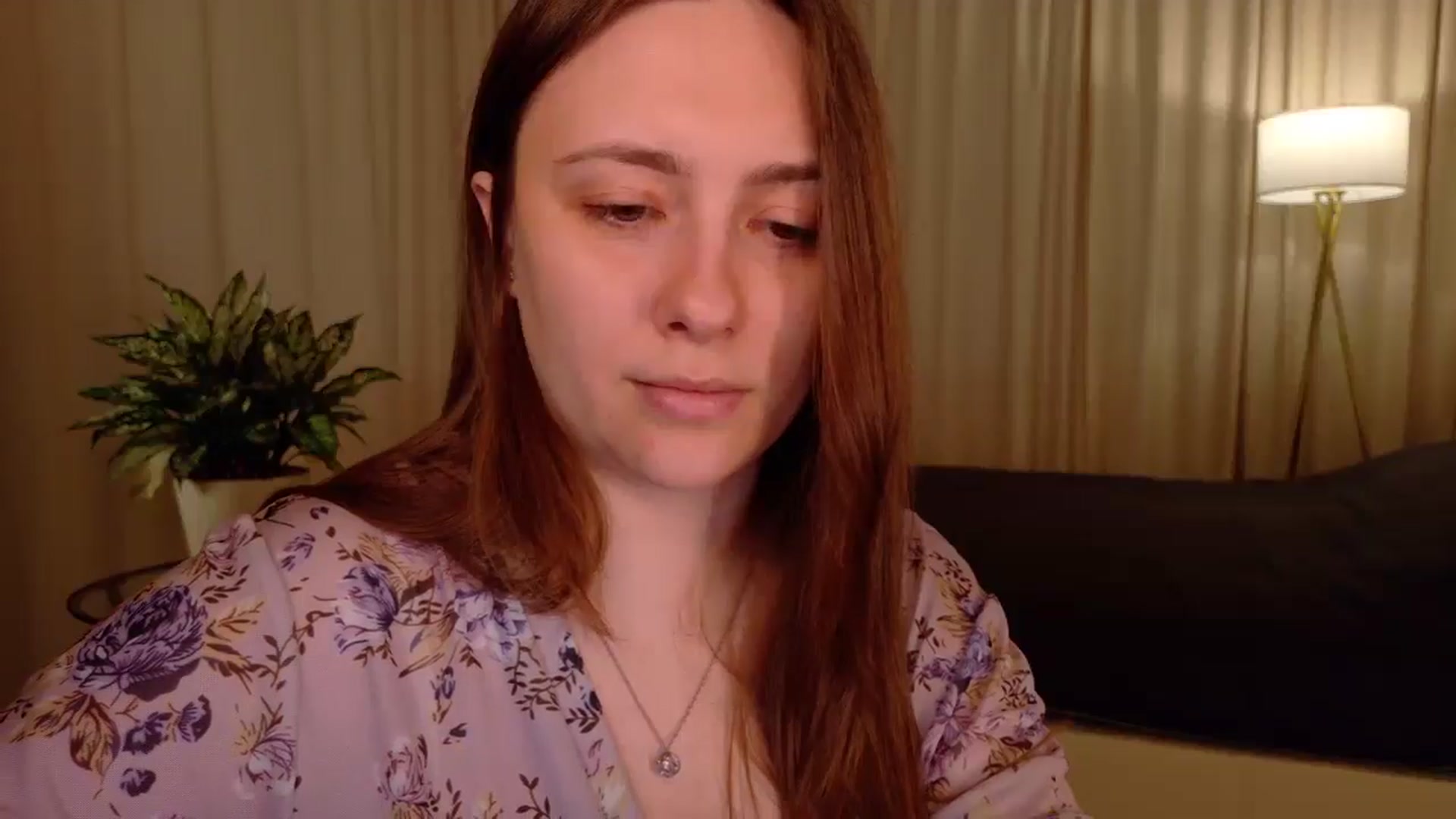 Gallery image thumbnail from QueenOfTease_'s myfreecams stream on, 04/09/2026, 06:57 image 2 of 20