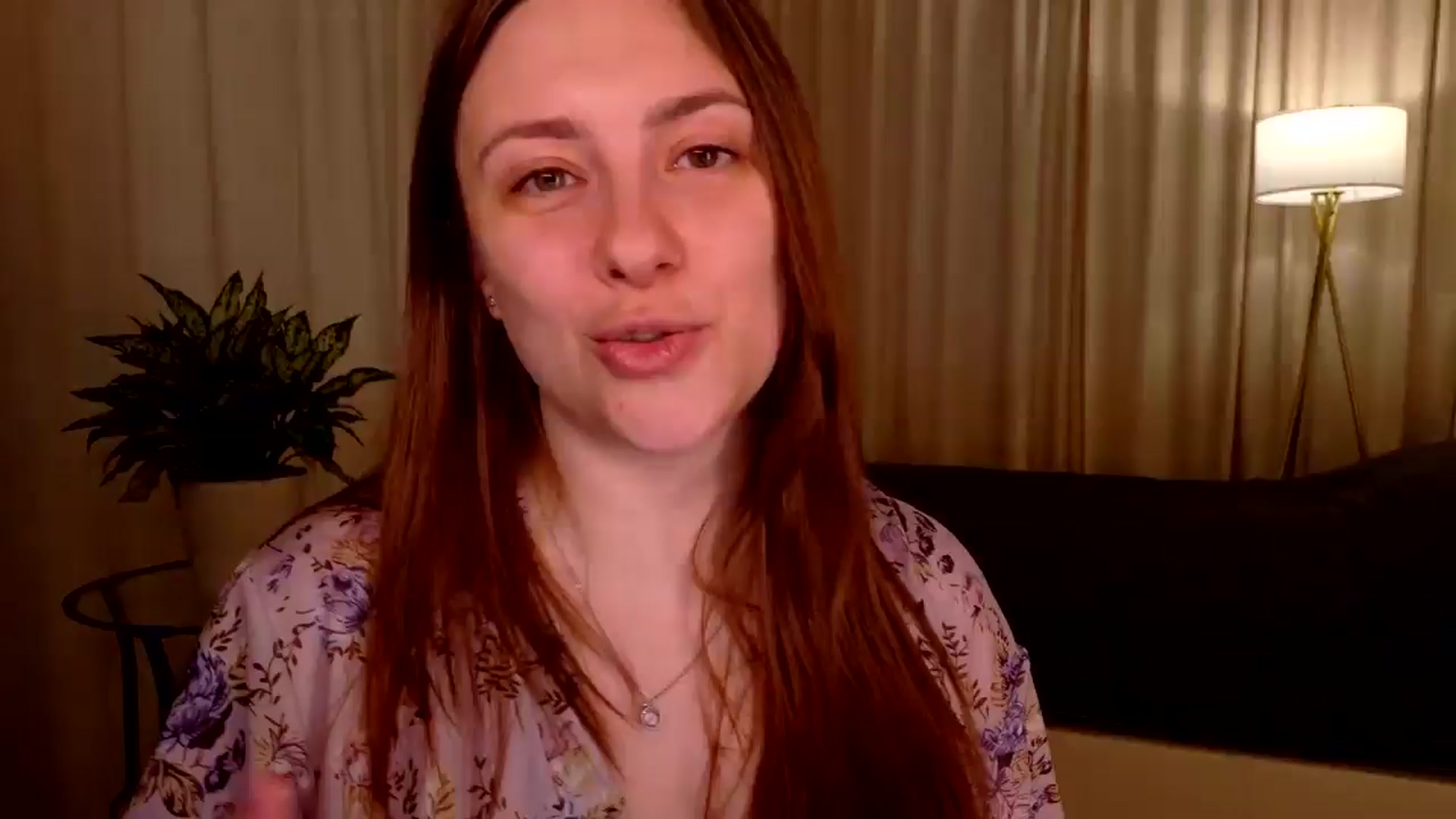 Gallery image thumbnail from QueenOfTease_'s myfreecams stream on, 04/09/2026, 06:57 image 10 of 20