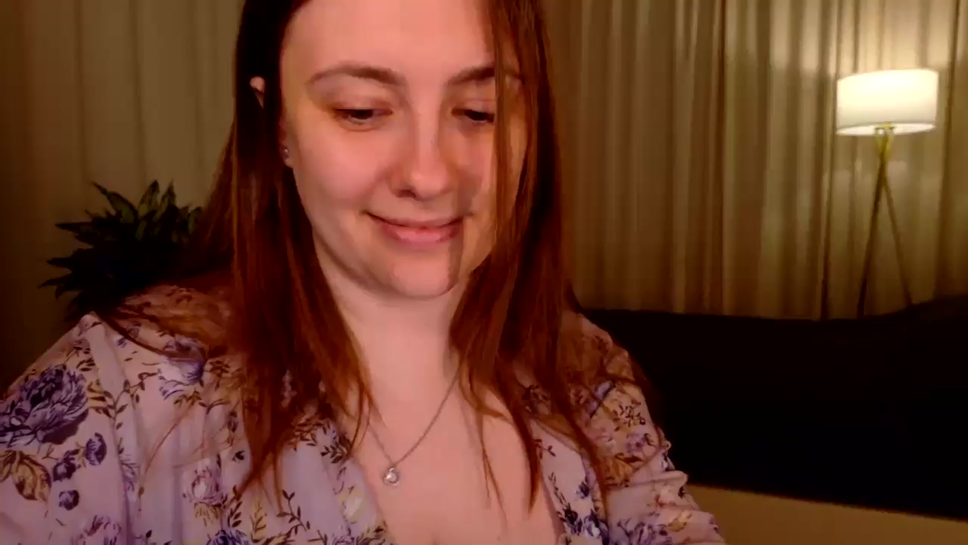 Gallery image thumbnail from QueenOfTease_'s myfreecams stream on, 04/09/2026, 06:57 image 9 of 20