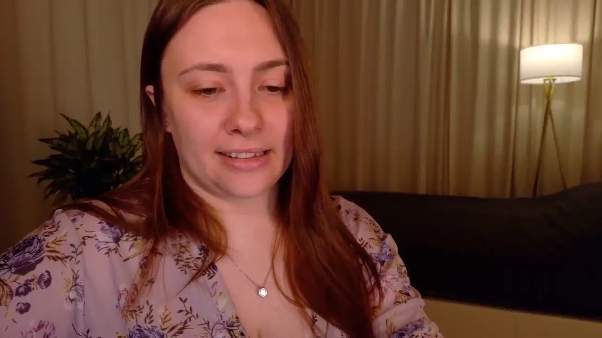 Gallery image thumbnail from QueenOfTease_'s myfreecams stream on, 04/09/2026, 06:57 image 3 of 20