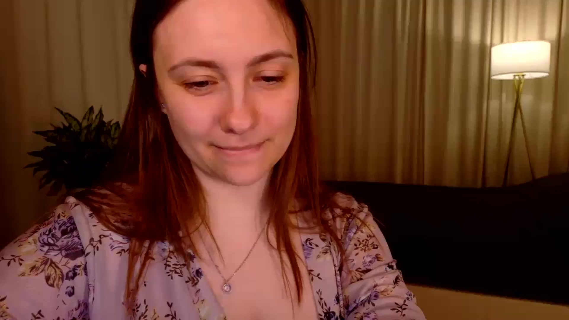 Gallery image thumbnail from QueenOfTease_'s myfreecams stream on, 04/09/2026, 06:57 image 8 of 20