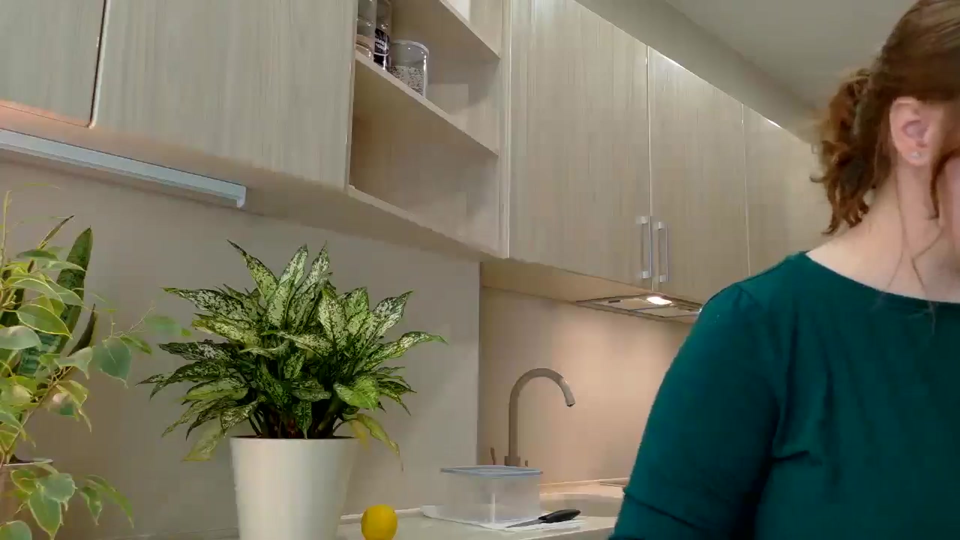 Gallery image thumbnail from QueenOfTease_'s myfreecams stream on, 04/10/2026, 05:54 image 15 of 20