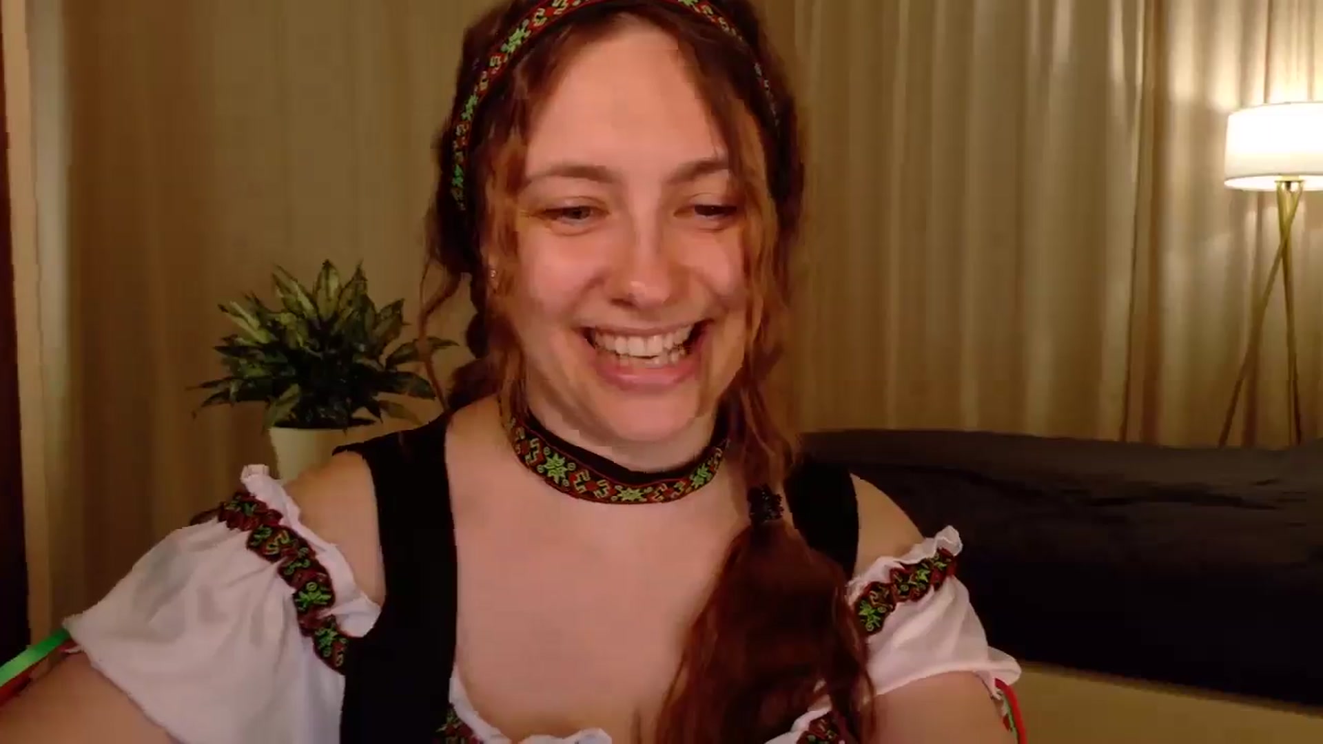 Gallery image thumbnail from QueenOfTease_'s myfreecams stream on, 04/15/2026, 07:32 image 3 of 20