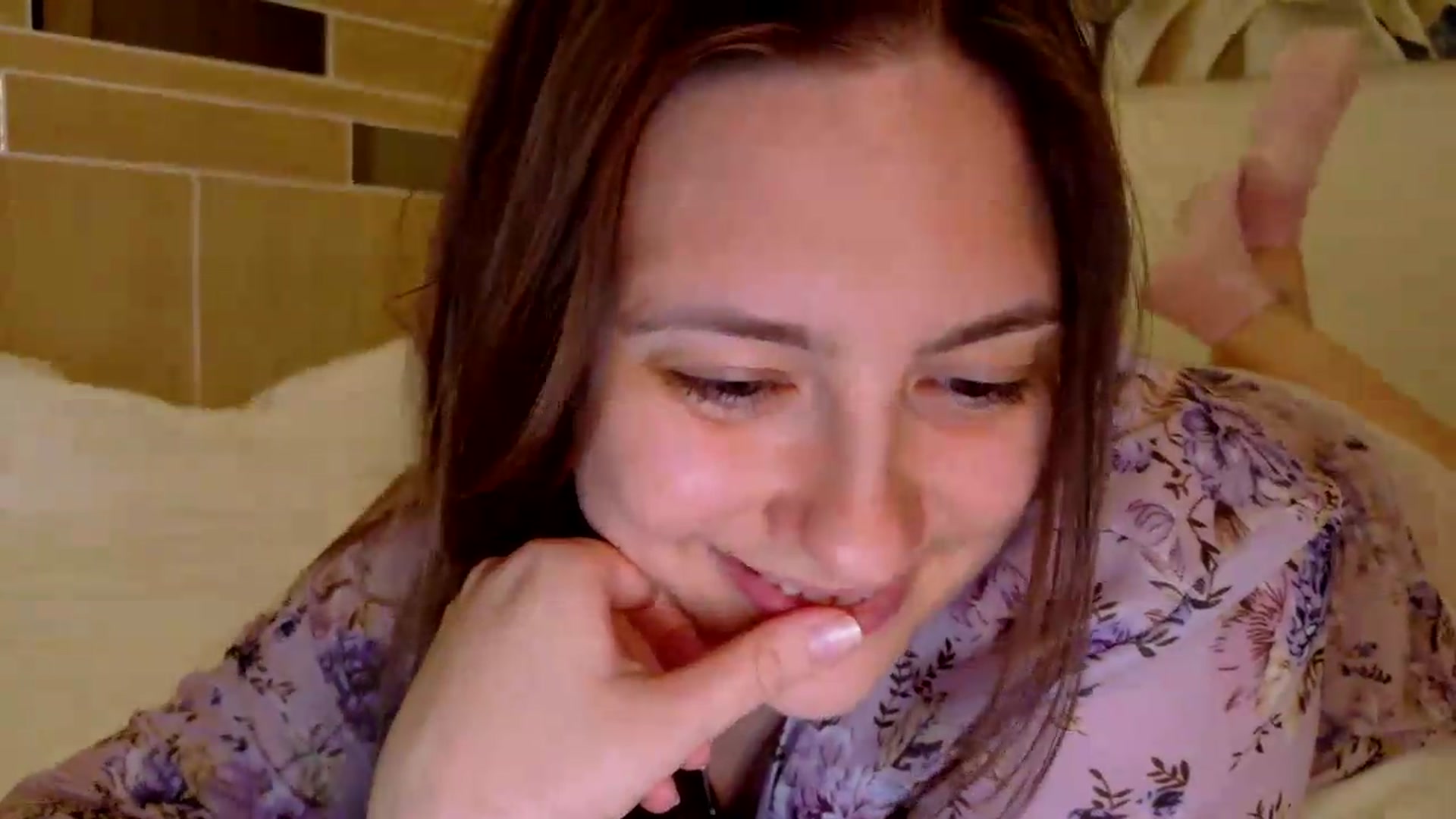 Gallery image thumbnail from QueenOfTease_'s myfreecams stream on, 05/16/2026, 07:22 image 19 of 20