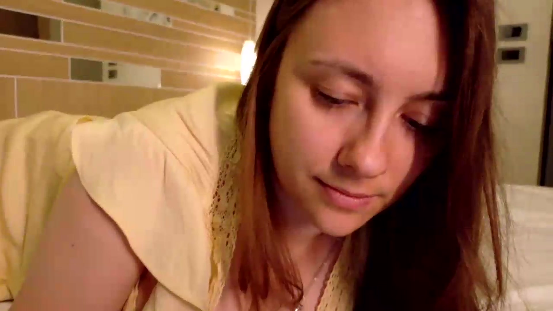 Gallery image thumbnail from QueenOfTease_'s myfreecams stream on, 05/18/2026, 06:35 image 6 of 20