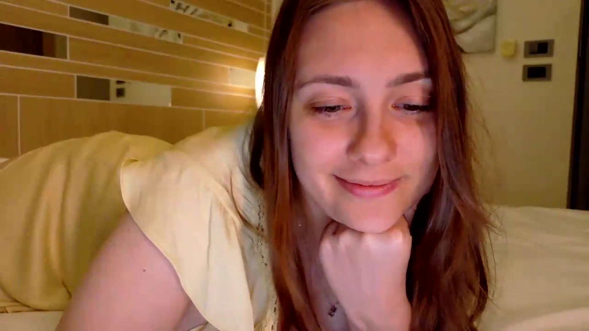 Gallery image thumbnail from QueenOfTease_'s myfreecams stream on, 05/18/2026, 06:35 image 8 of 20