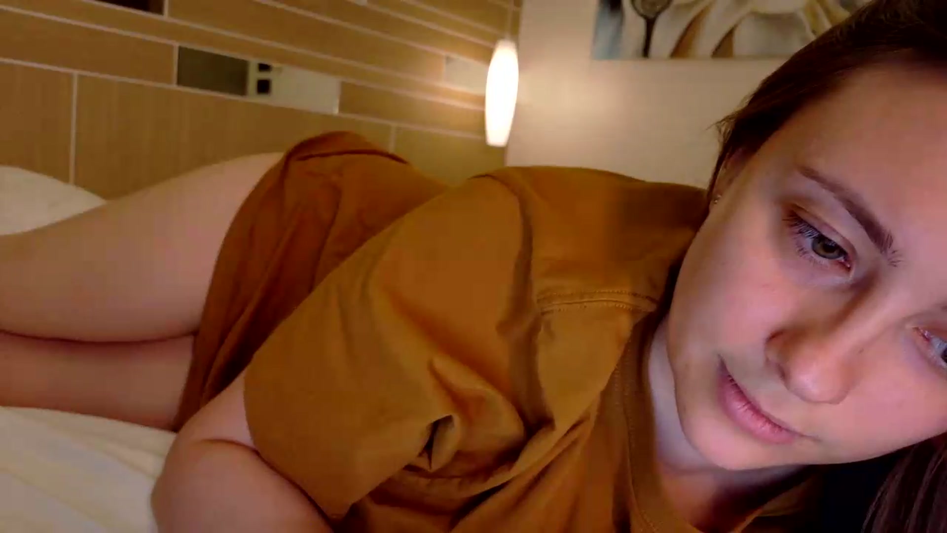 Gallery image thumbnail from QueenOfTease_'s myfreecams stream on, 05/26/2026, 06:30 image 18 of 20