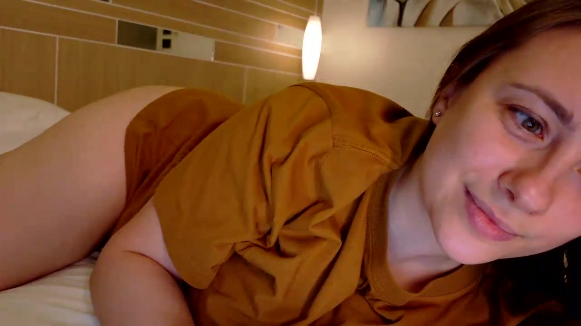 Gallery image thumbnail from QueenOfTease_'s myfreecams stream on, 05/26/2026, 06:30 image 9 of 20