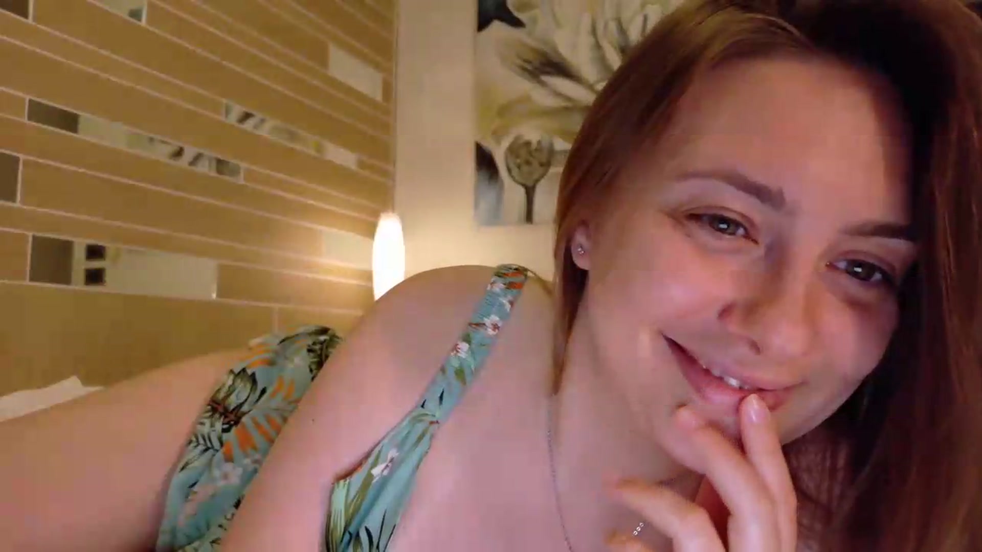 Gallery image thumbnail from QueenOfTease_'s myfreecams stream on, 05/29/2026, 07:06 image 9 of 20