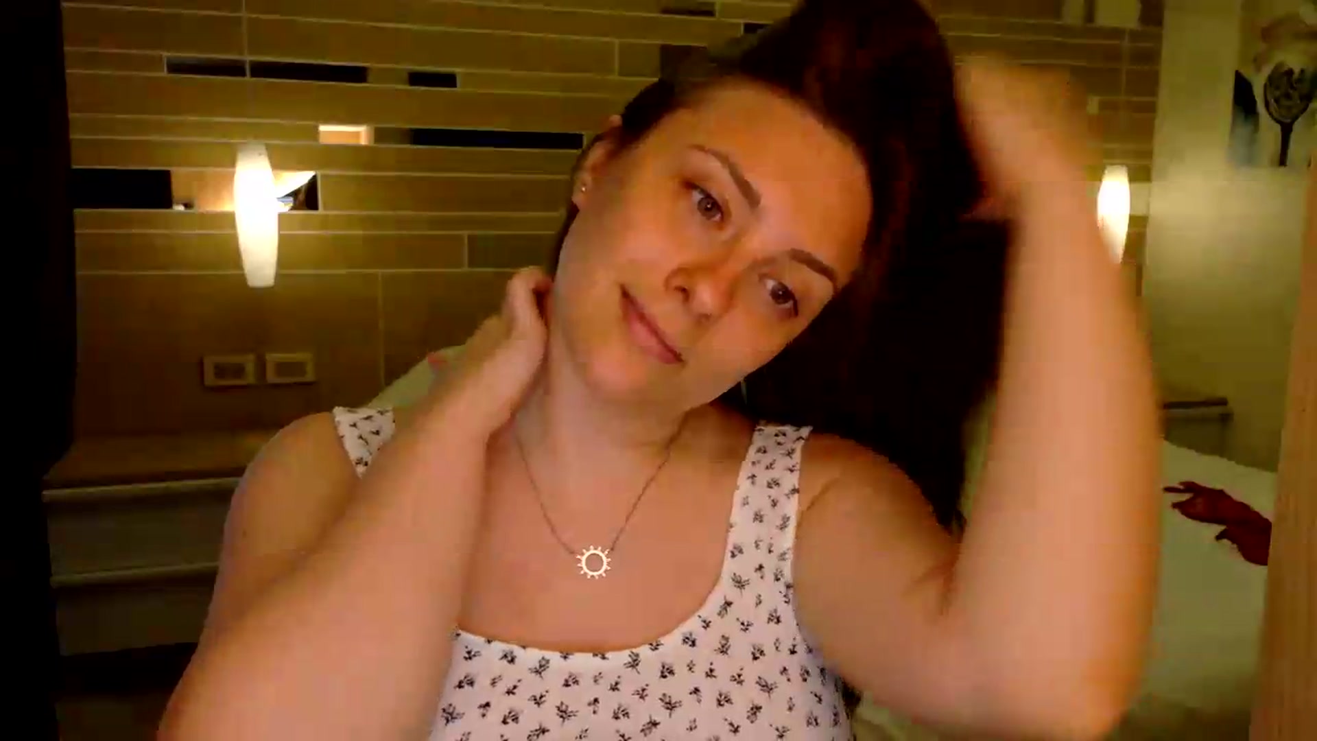 Gallery image thumbnail from QueenOfTease_'s myfreecams stream on, 05/30/2026, 05:30 image 19 of 20