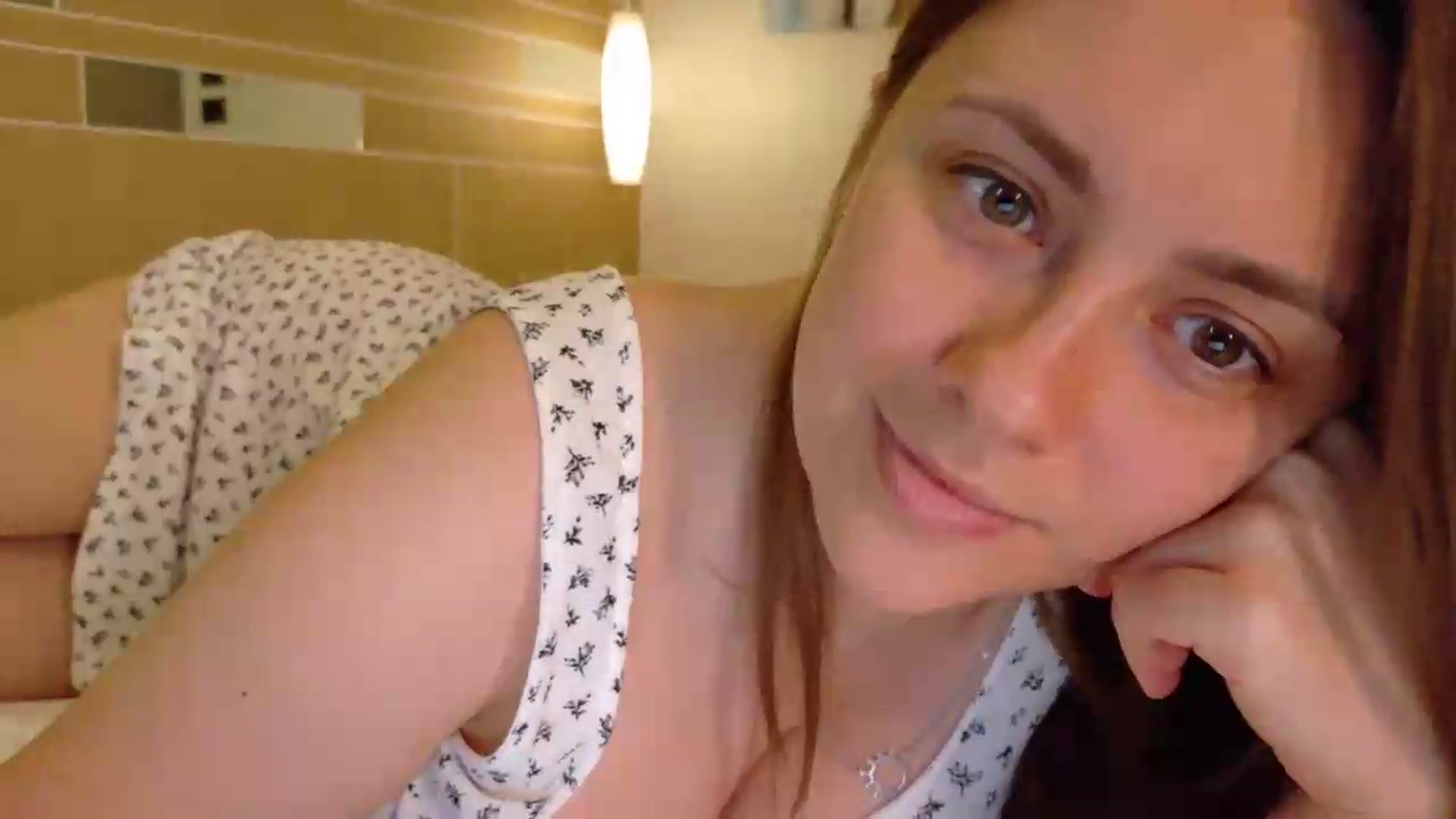 Gallery image thumbnail from QueenOfTease_'s myfreecams stream on, 05/30/2026, 06:30 image 4 of 20
